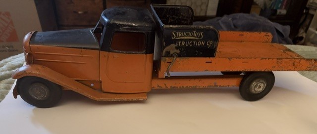 Structo Wrecker Tow Truck w/Tilt Ramp, 23.5\
