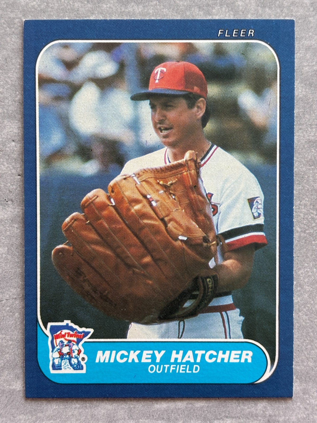 1986 Fleer MICKEY HATCHER Twins \ 1986 Fleer MICKEY HATCHER Twins \