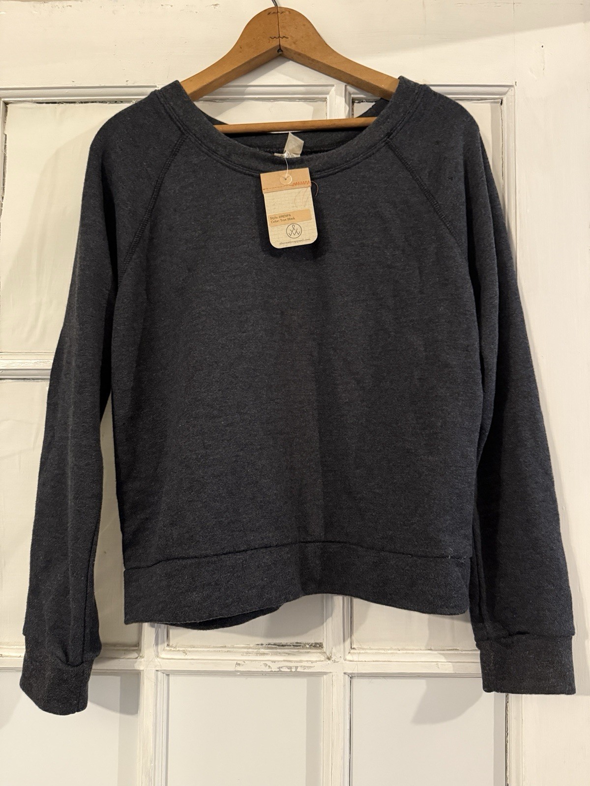 NWT Alternative Apparel Eco Teddy Sweatshirt M Medium Black Charcoal Poly Cotton NWT Alternative Apparel Eco Teddy Sweatshirt M Medium Black Charcoal Poly Cotton