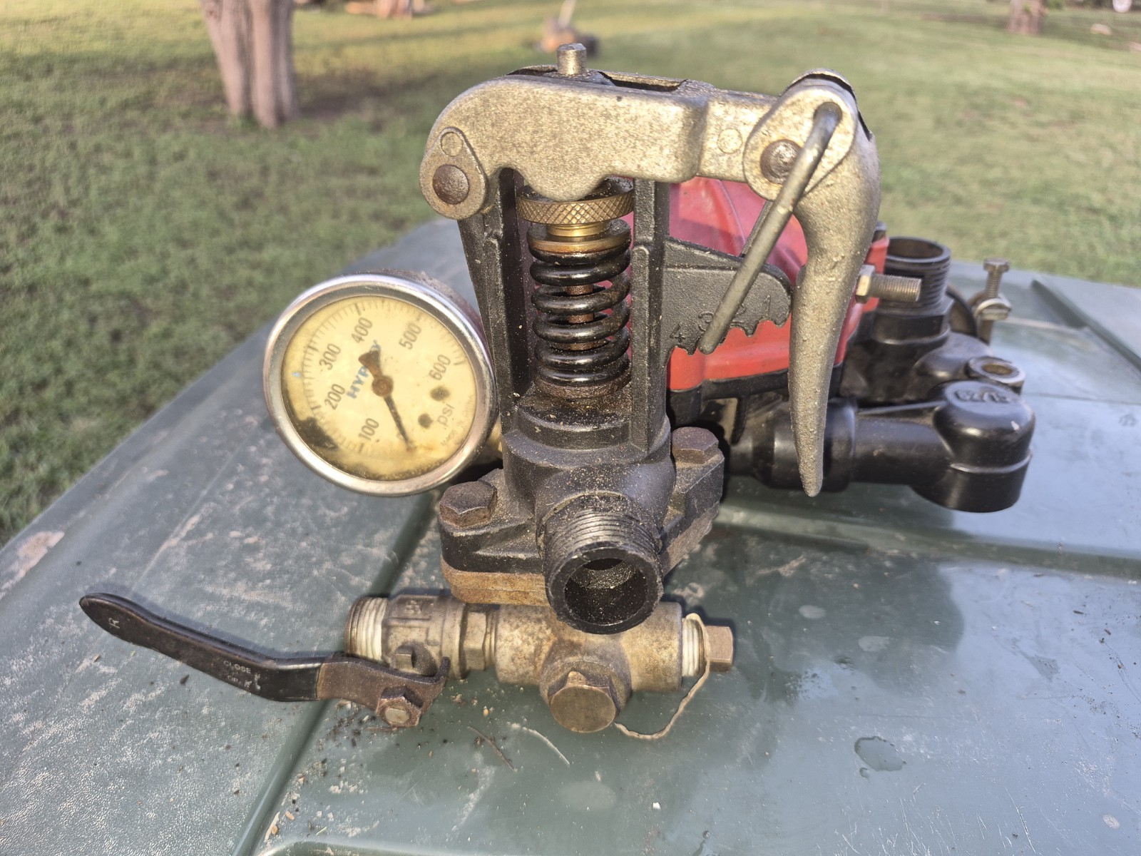 Hypro D30 Accumlator Manifold With Pressure Regulator