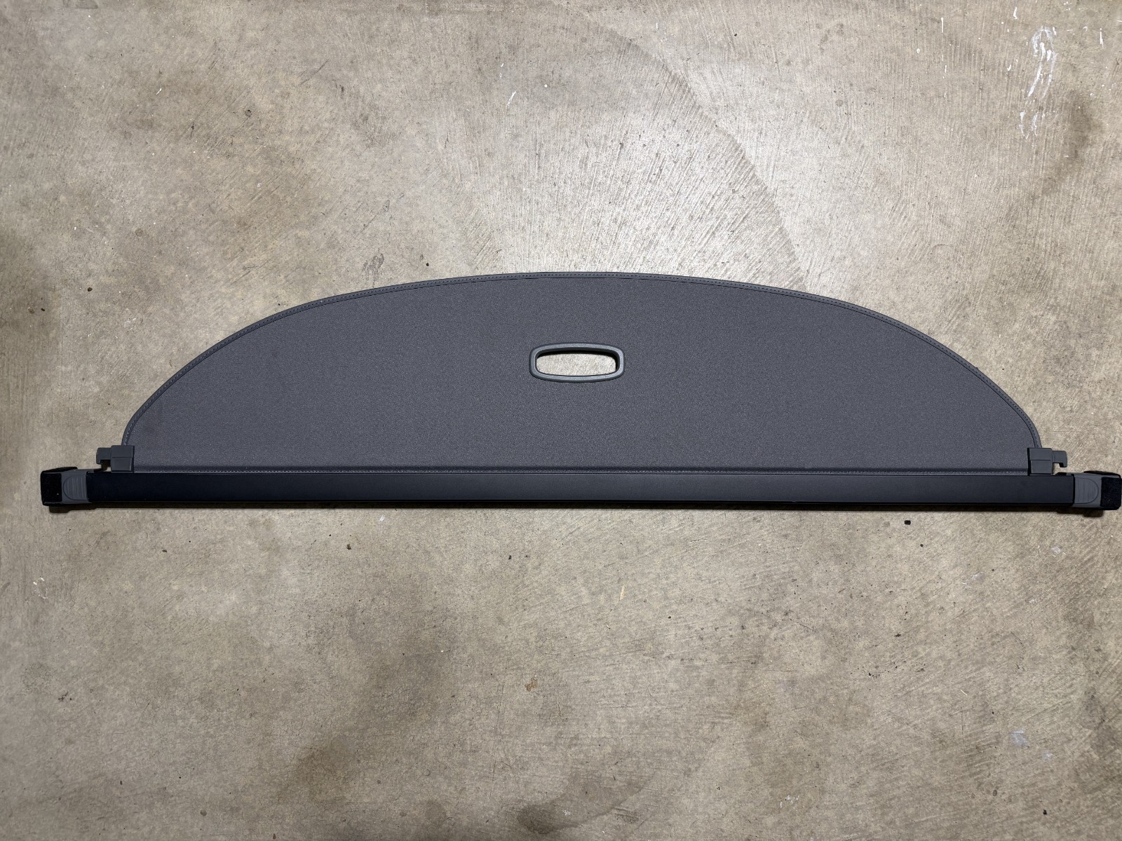 2022-2024 Hyundai IONIQ 5 OEM Cargo Screen 2022-2024 Hyundai IONIQ 5 OEM Cargo Screen