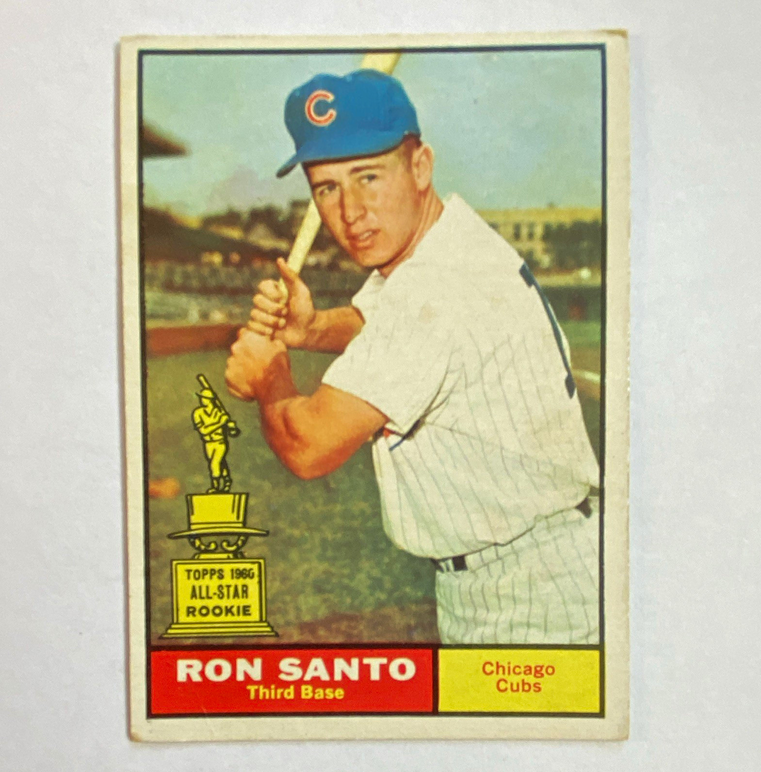 Topps ‘61 #35 Ron Santo, Chicago Cubs, All-Star Rookie RC, bright color, EX+ Topps ‘61 #35 Ron Santo, Chicago Cubs, All-Star Rookie RC, bright color, EX+