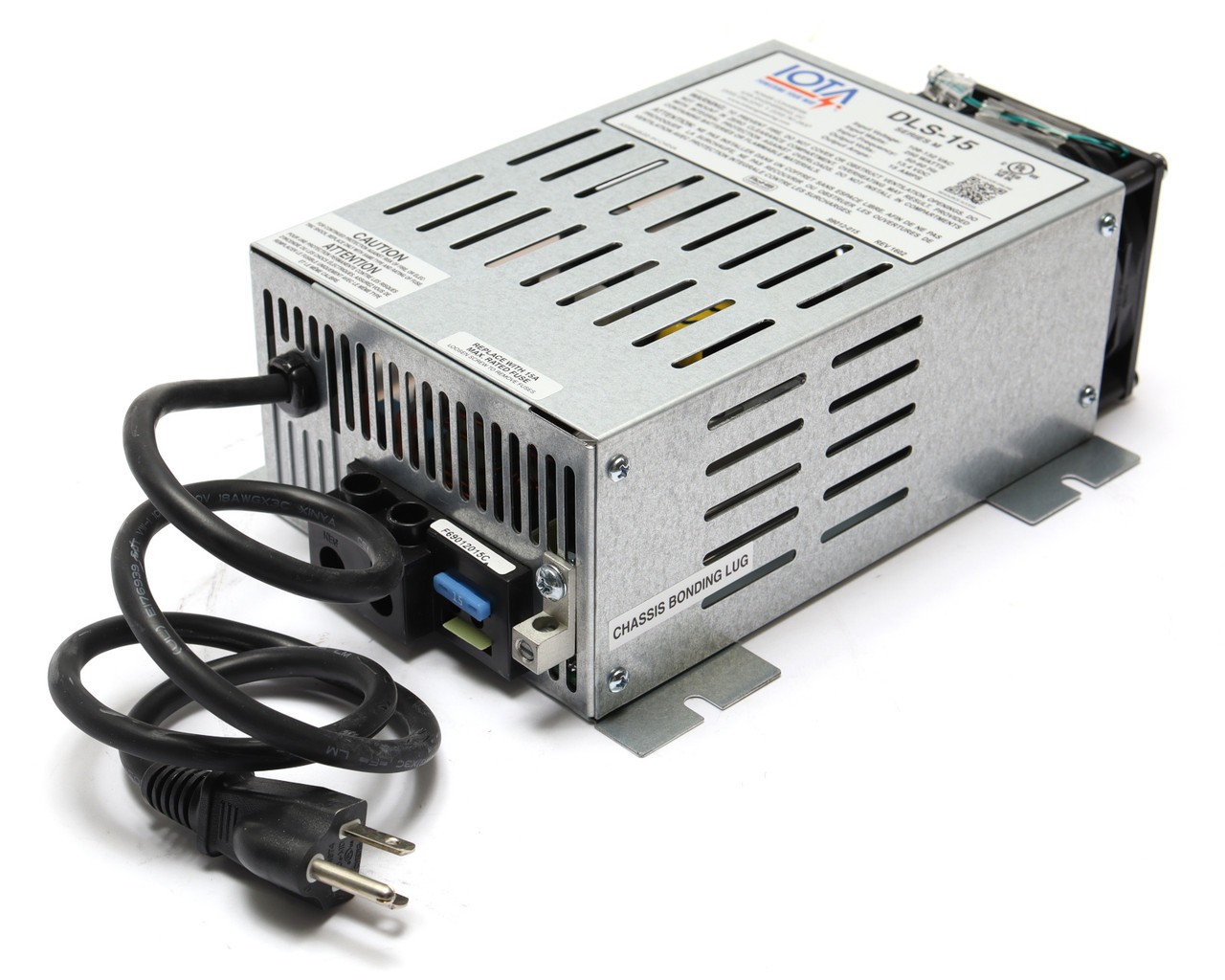 IOTA DLS-15 12 Volt, 15 Amp Converter/Charger