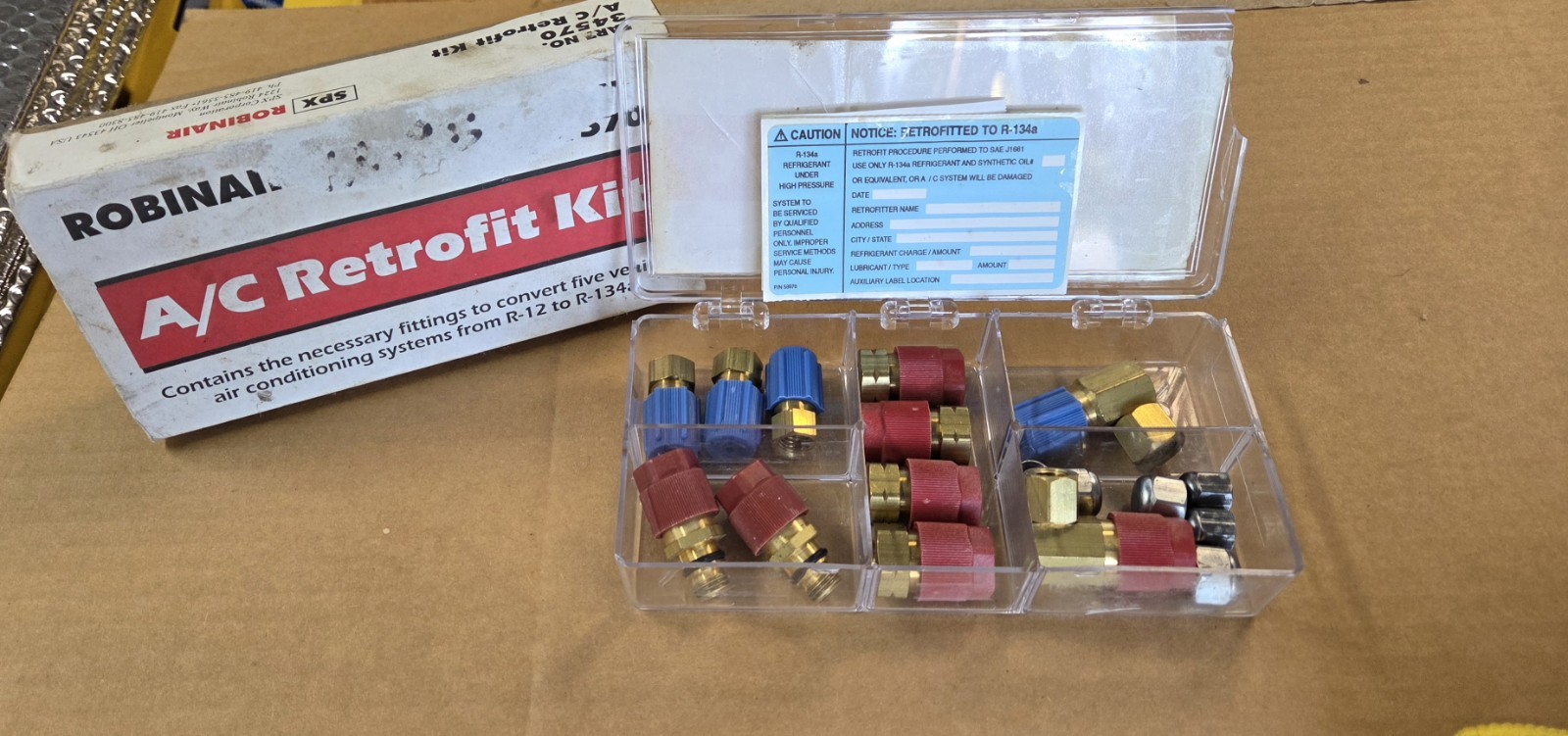 A/C Retrofit Adapter Box Assortment Convert R-12 to R-134A ROBINAIR Part#34570 A/C Retrofit Adapter Box Assortment Convert R-12 to R-134A ROBINAIR Part#34570