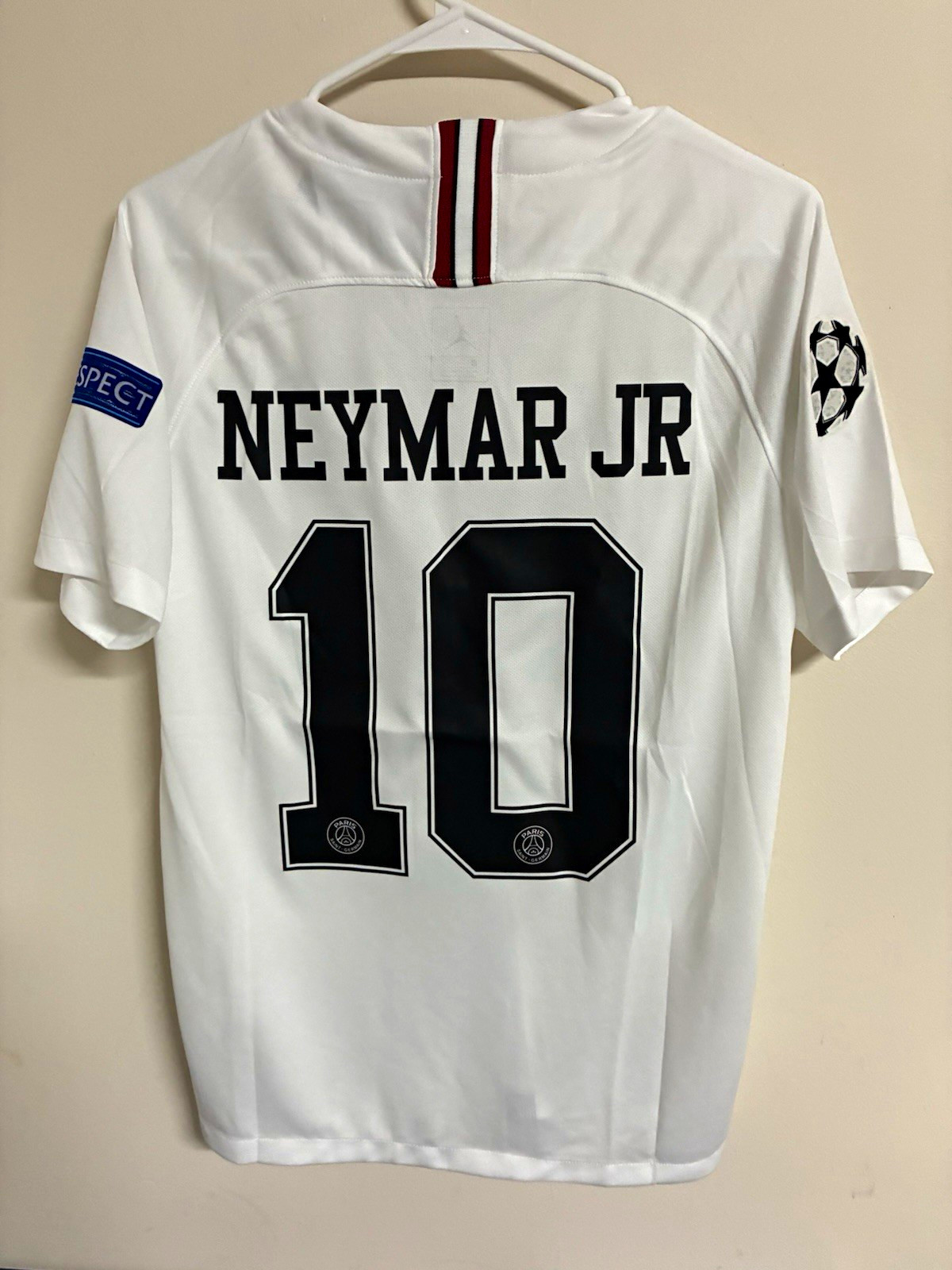 PSG Paris 2018/19 #10 Neymar White UCL Soccer Jersey Size Mens Medium PSG Paris 2018/19 #10 Neymar White UCL Soccer Jersey Size Mens Medium