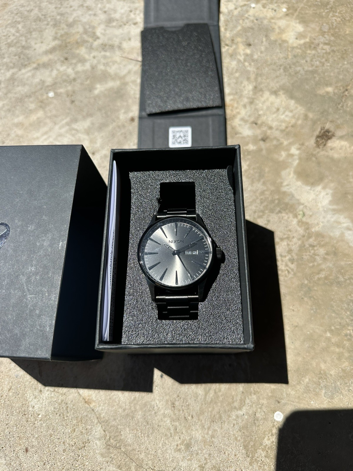 Nixon Sentry 42mm Stainless Steel All Gunmetal Day-Date Quartz A356-632 100M WR Nixon Sentry 42mm Stainless Steel All Gunmetal Day-Date Quartz A356-632 100M WR