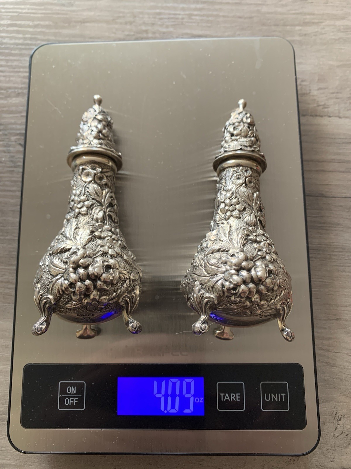 Stieff Rose Repousse Sterling Silver Salt & Pepper Shakers 4.5” Stieff Rose Repousse Sterling Silver Salt & Pepper Shakers 4.5”