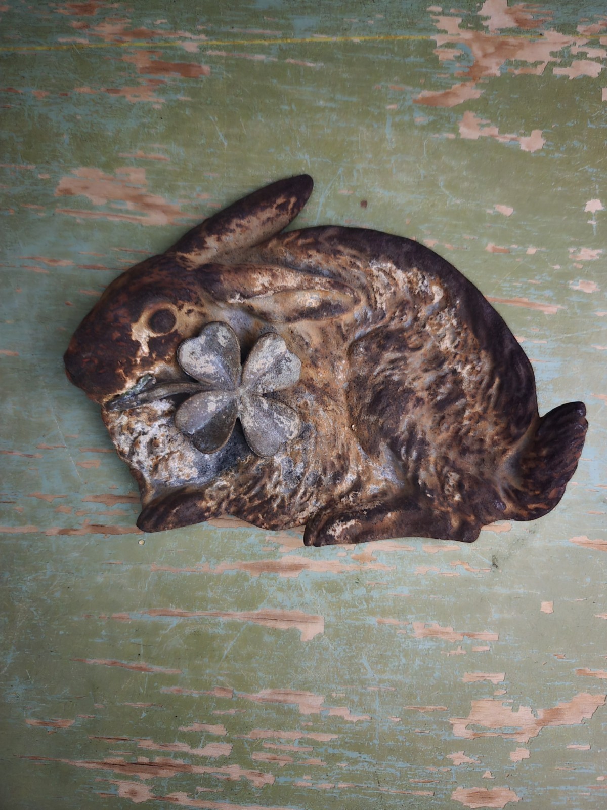 Antique Bradley & Hubbard 1835 Cast Iron Rabbit Dish~Tray with 4 Leaf Clover USA Antique Bradley & Hubbard 1835 Cast Iron Rabbit Dish~Tray with 4 Leaf Clover USA