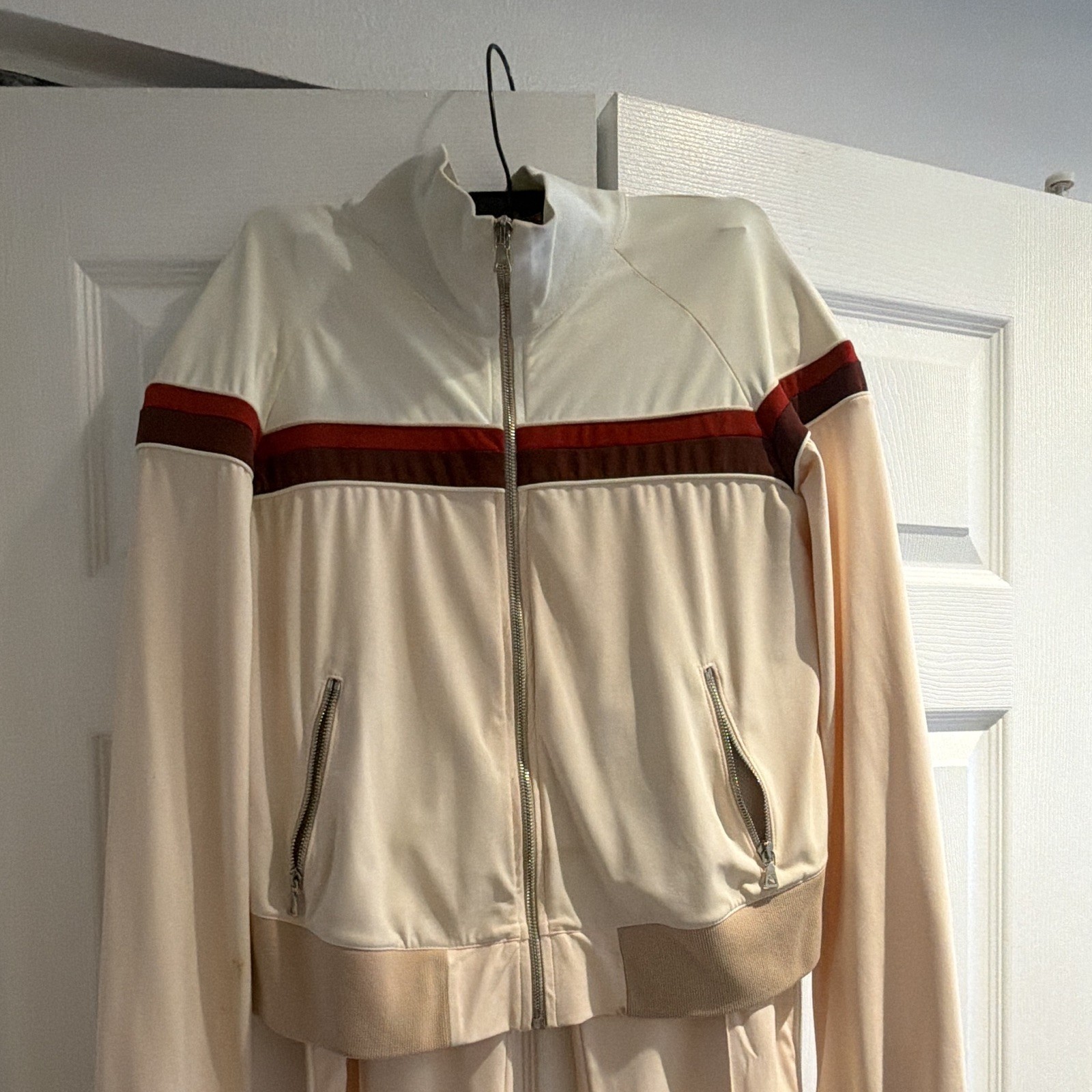 Prada woman’s 2-Piece Tracksuit Full Zip Jacket & Pants Colorblock Beige L Prada woman’s 2-Piece Tracksuit Full Zip Jacket & Pants Colorblock Beige L