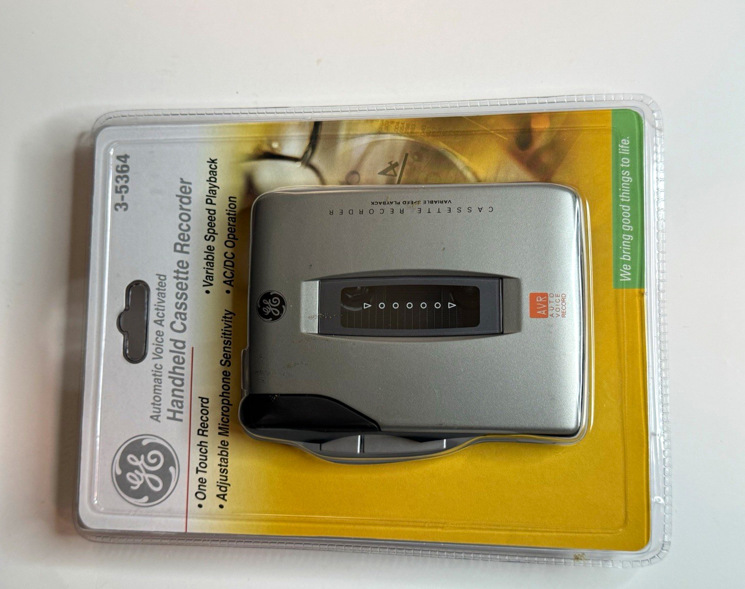 GE 3-5364 Handheld Cassette Recorder Voice Activated Variable Speed One-Touch