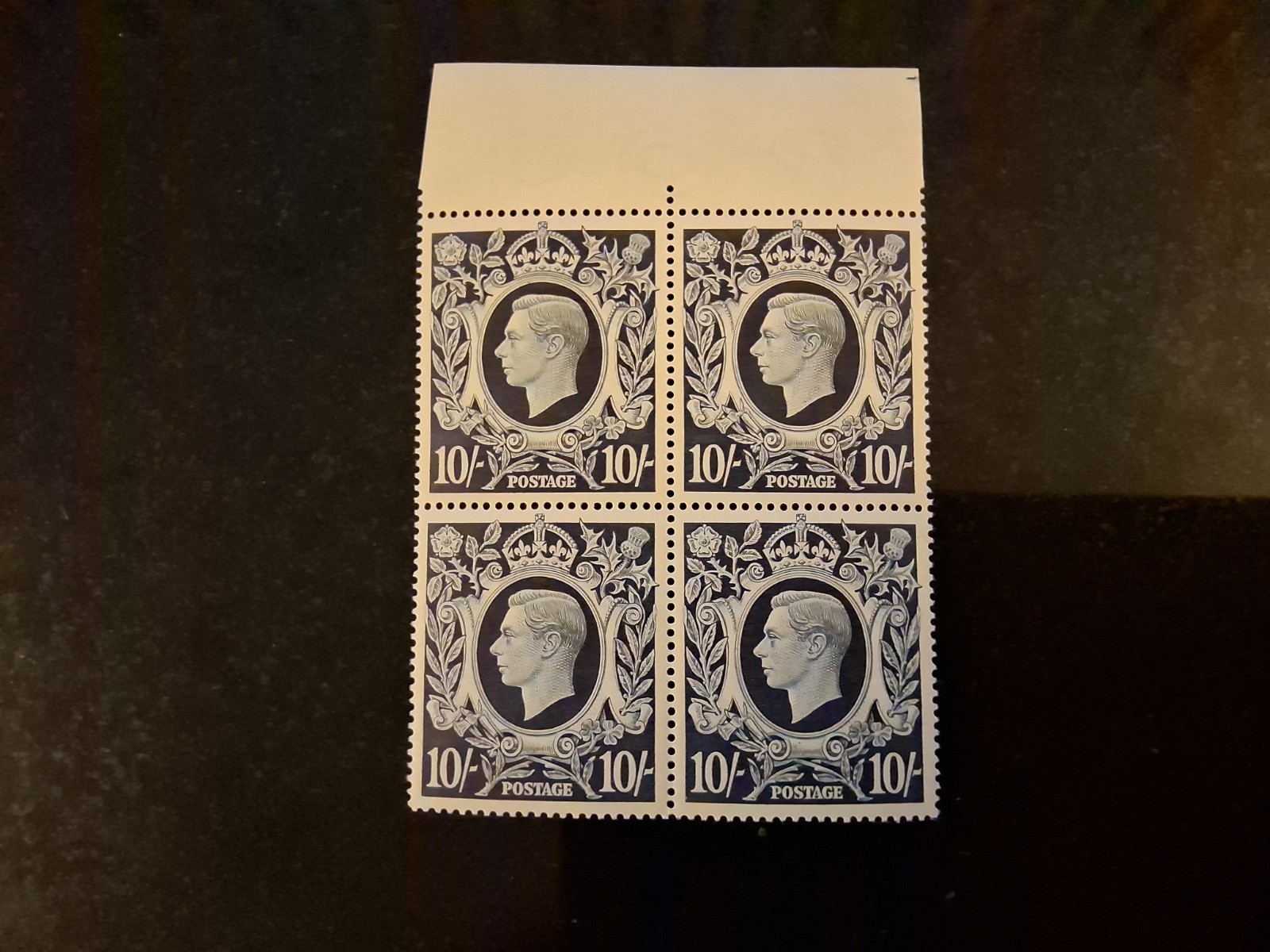 GB KGV 10/- DARK BLUE. BLOCK OF 4, SG478 . MNH. GB KGV 10/- DARK BLUE. BLOCK OF 4, SG478 . MNH.