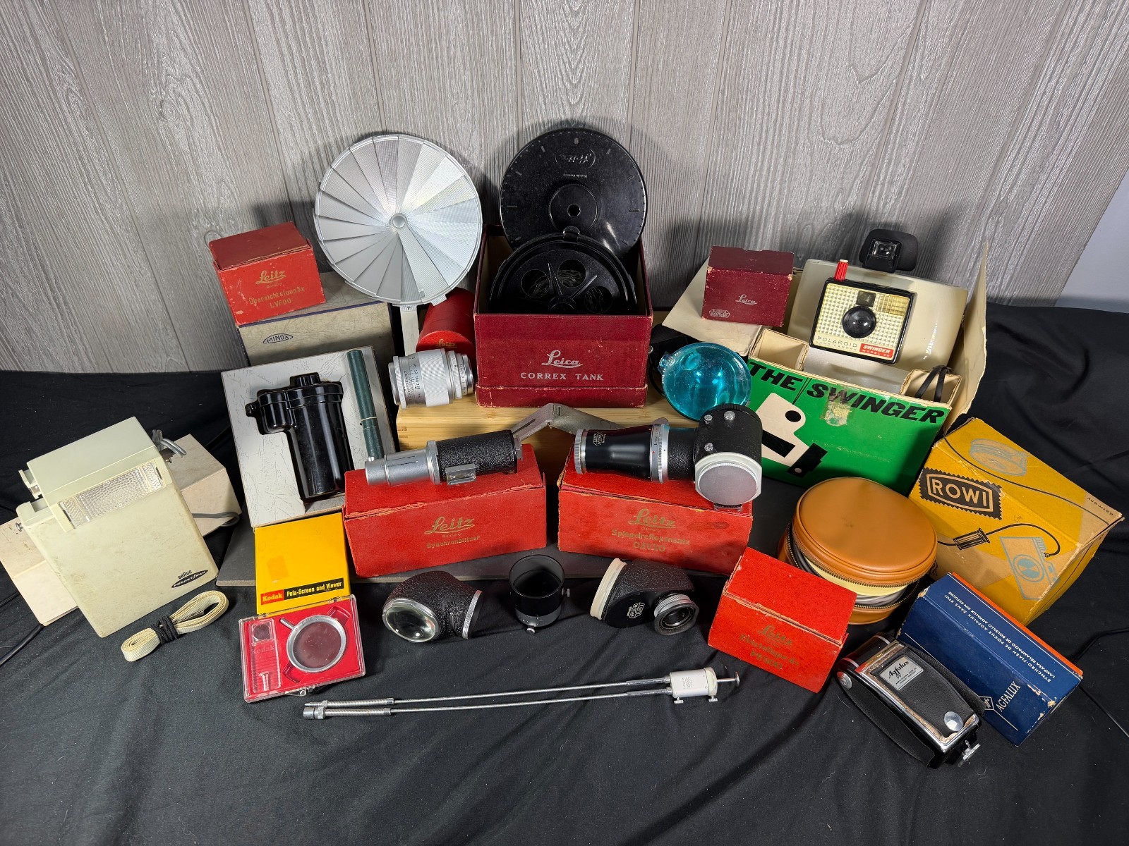 Massive Vintage Camera & Photography Equipment Lot – Leica Leitz Minox Braun Pol