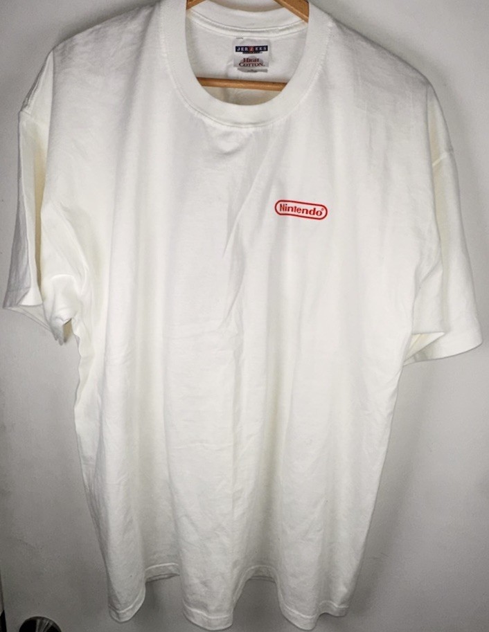 Men’s VTG 2002 Extremely Rare Nintendo Super Mario Sunshine T-Shirt Sz XL Men’s VTG 2002 Extremely Rare Nintendo Super Mario Sunshine T-Shirt Sz XL