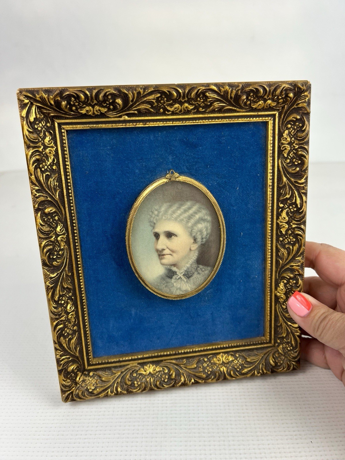 Vtg MARY BAKER EDDY Framed Photo CHRISTIAN SCIENCE Church Blue Velvet Gold Frame Vtg MARY BAKER EDDY Framed Photo CHRISTIAN SCIENCE Church Blue Velvet Gold Frame