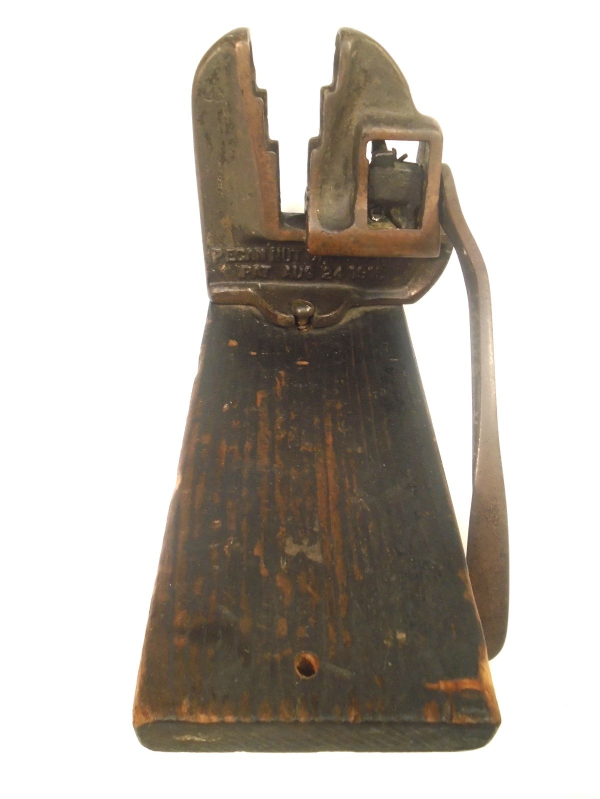 RARE 1915 SCHROETER BROS CAST IRON PECAN NUT CRACKER RARE 1915 SCHROETER BROS CAST IRON PECAN NUT CRACKER
