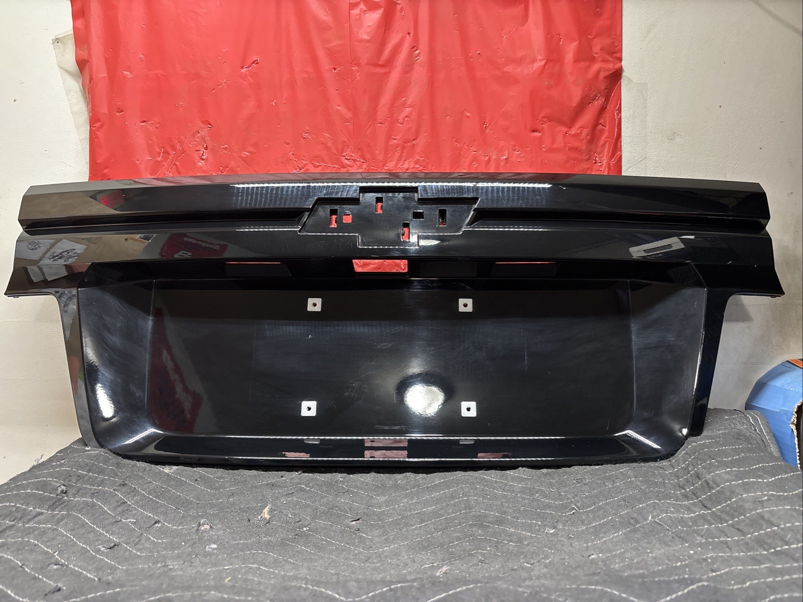2024-2026 Chevrolet Traverse Rear Liftgate Trim Molding OEM