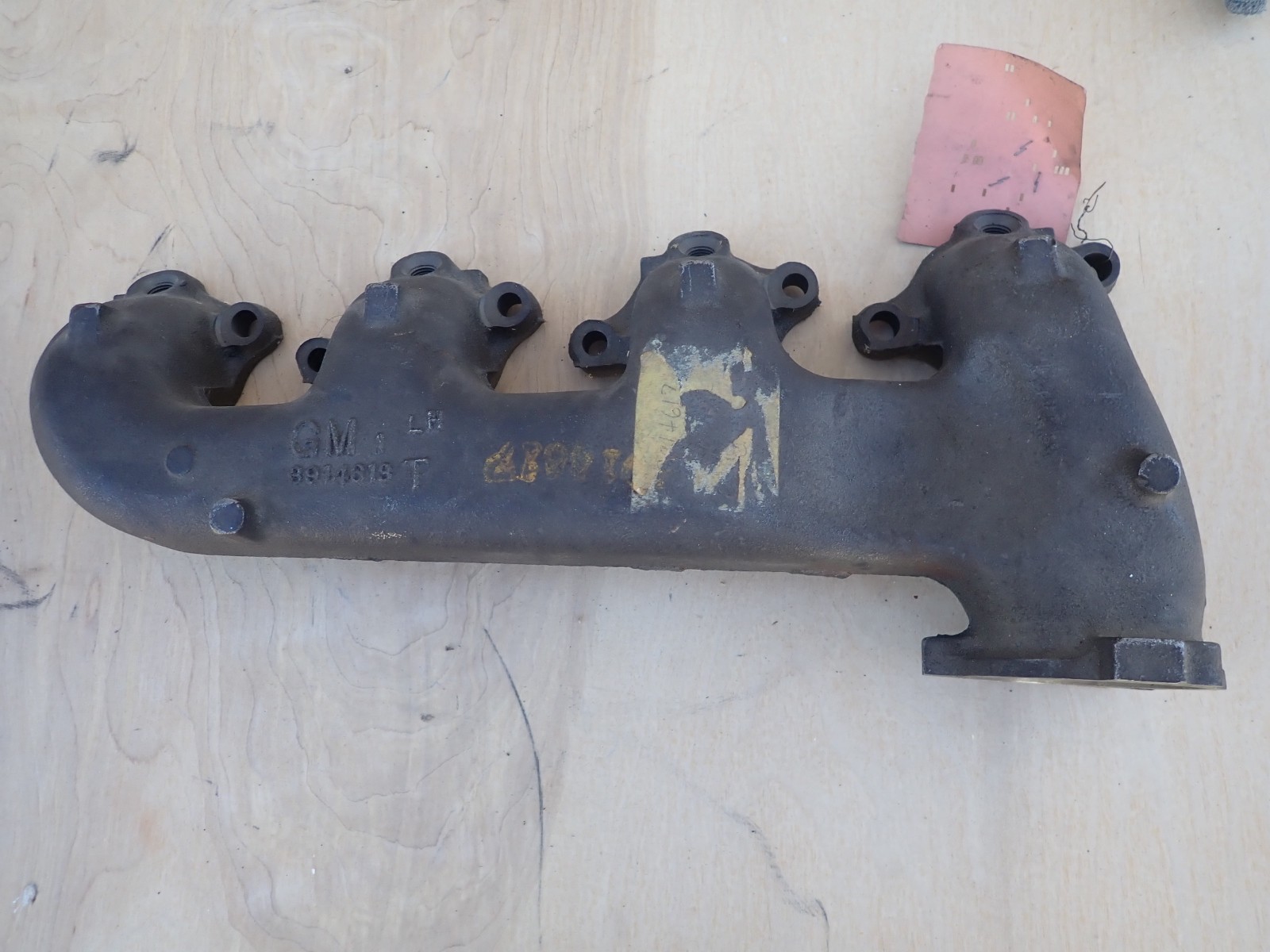 NOS 1968 1969 Chevrolet LH Exhaust Manifold Passenger 396 / 427 Big Block