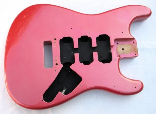 FERNANDES Strat type body for locking bridge Alder pink metallic 1985 FERNANDES