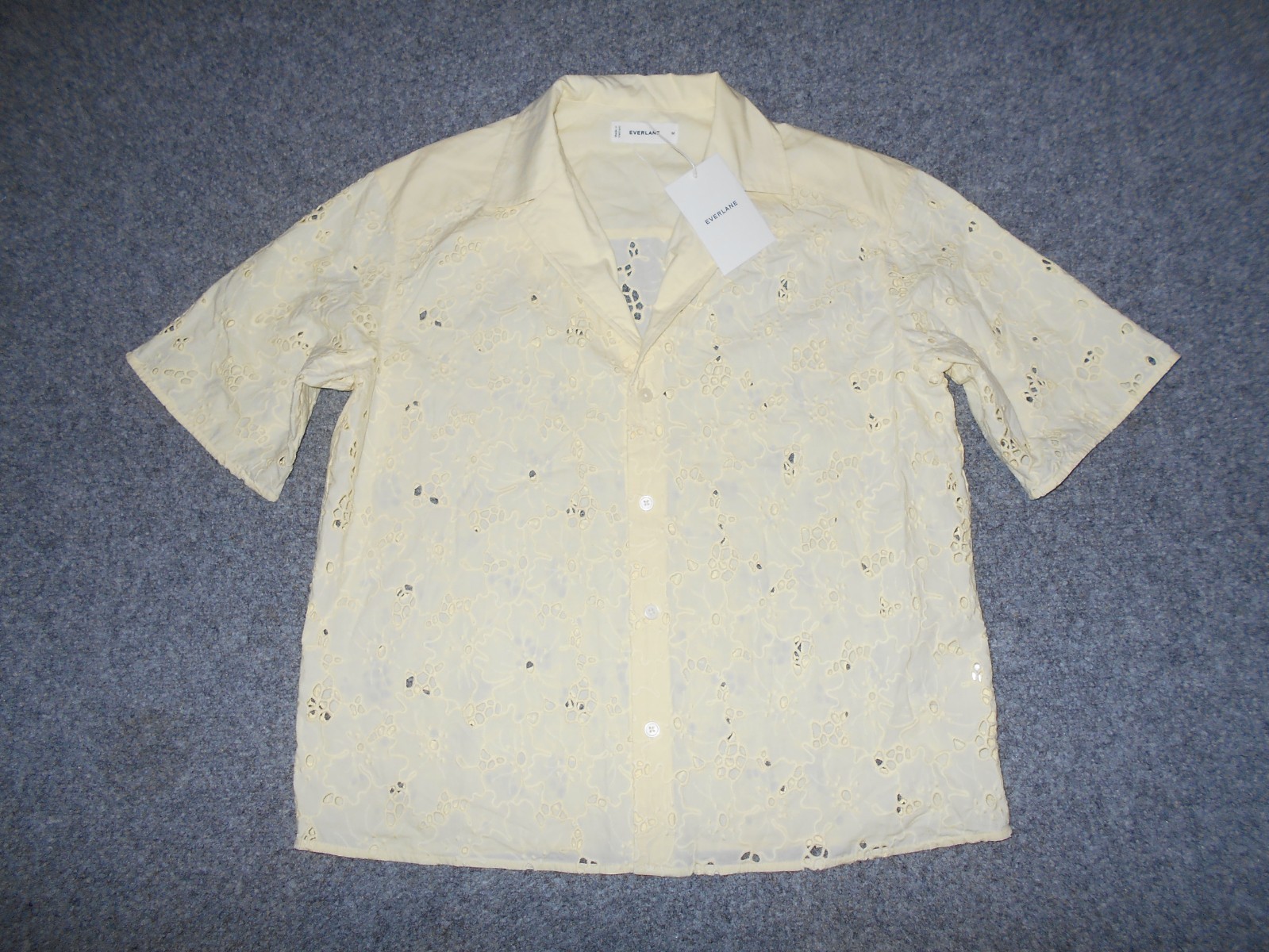 EVERLANE NEW W/TAGS THE EYELET CAMP WOMENS MEDIUM PEAR COLLARED SHIRT EVERLANE NEW W/TAGS THE EYELET CAMP WOMENS MEDIUM PEAR COLLARED SHIRT