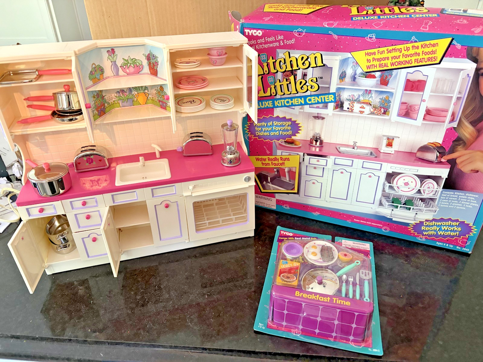 Vintage 1996 Tyco Kitchen Littles Deluxe Kitchen Center Barbie Size Boxed