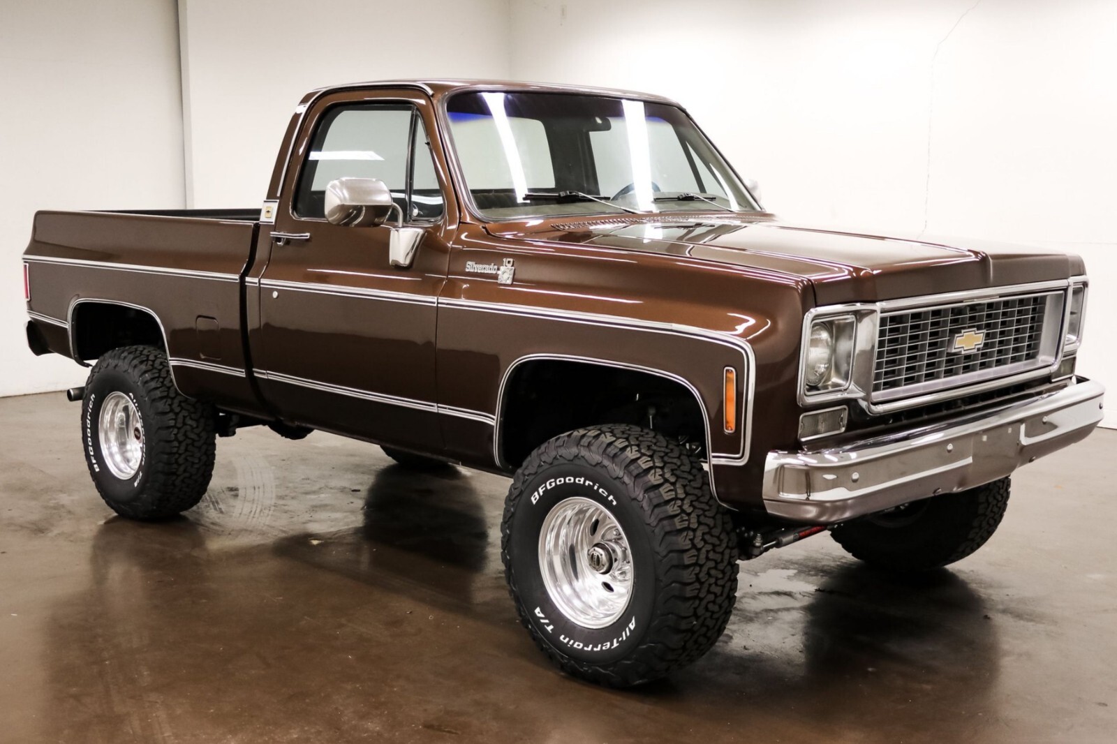 1975 Chevrolet K10 brown | 24x36 inch POSTER | vintage classic pickup truck