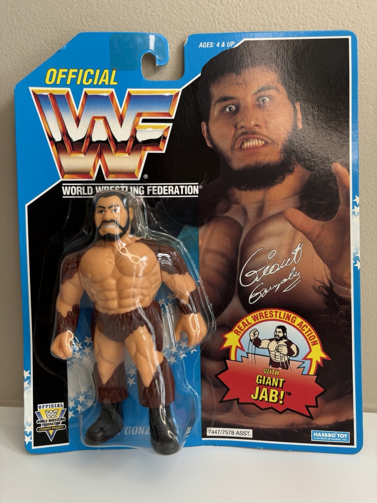 Giant Gonzalez Classic WWF World Wrestling 1993 Hasbro Action Figure NEW