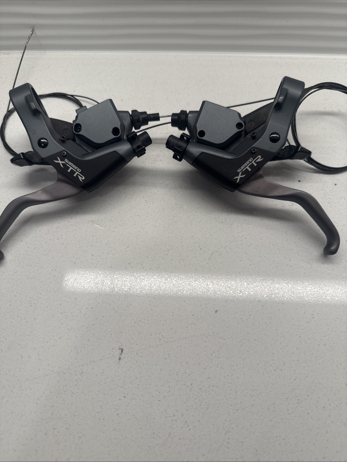 Vintage Shimano XTR ST-M952 3x9 MTB Shifter Brake Lever Set Great Condition Vintage Shimano XTR ST-M952 3x9 MTB Shifter Brake Lever Set Great Condition