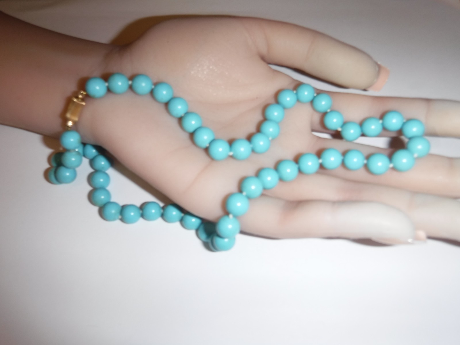 Estate 6 m/m Sky Blue Turquoise Bead Necklace 14 K Yellow Gold Barrel Clasp