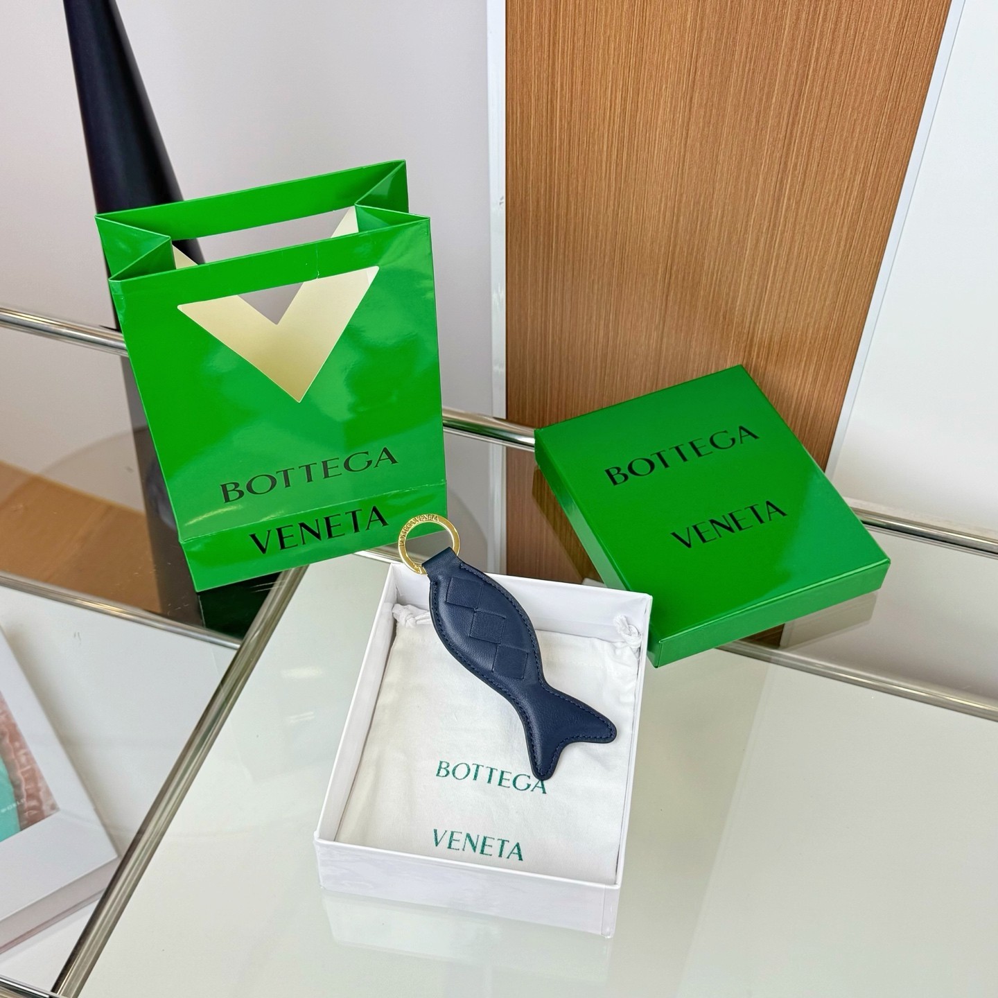 Bottega Veneta Small Fish Woven Charm — An Eye-Catching and Versatile Keychain Bottega Veneta Small Fish Woven Charm — An Eye-Catching and Versatile Keychain