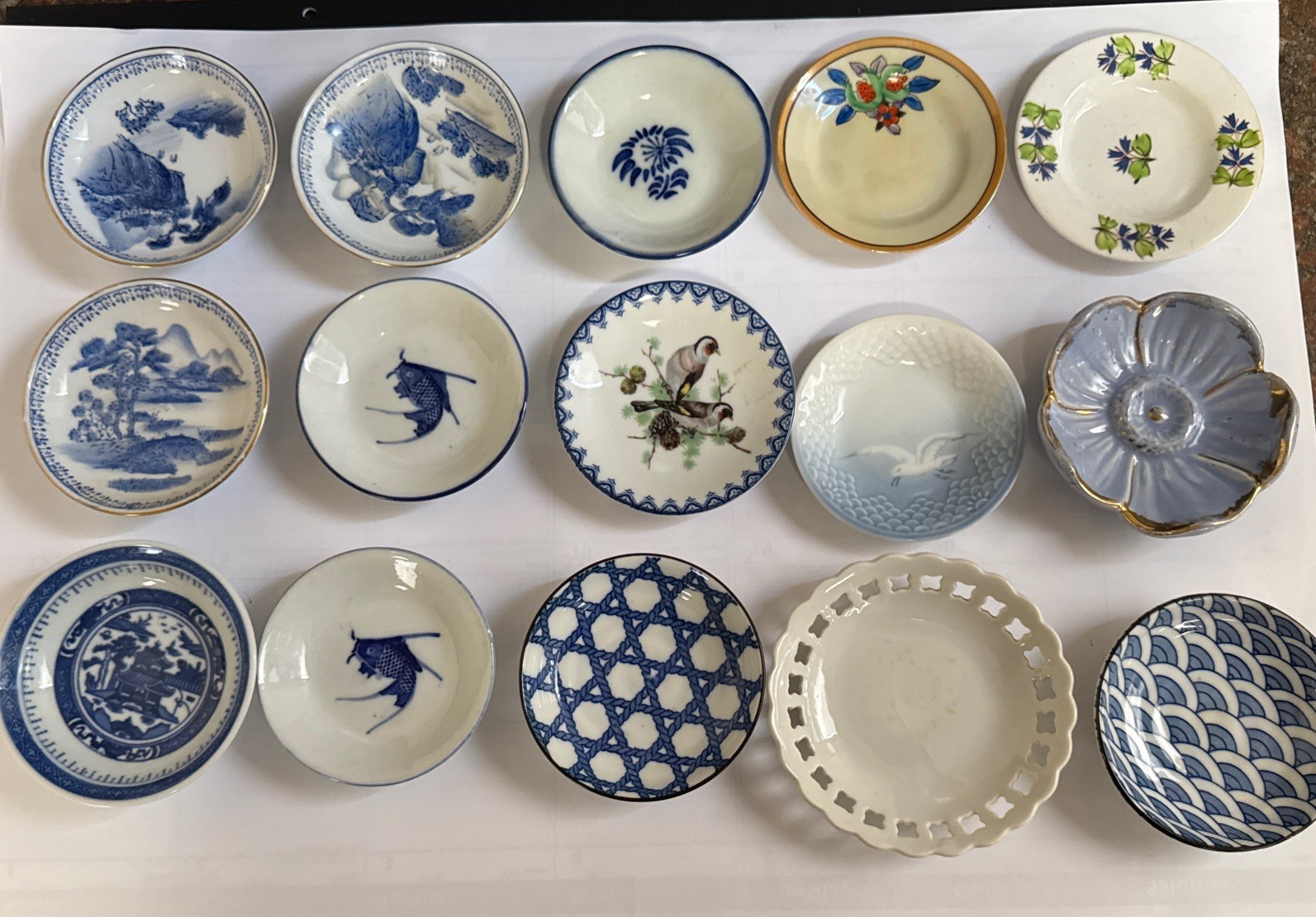 Vintage & Antique Small Plate & Small Bowl Lot (15 Pcs) - Mismatched Decor Ware