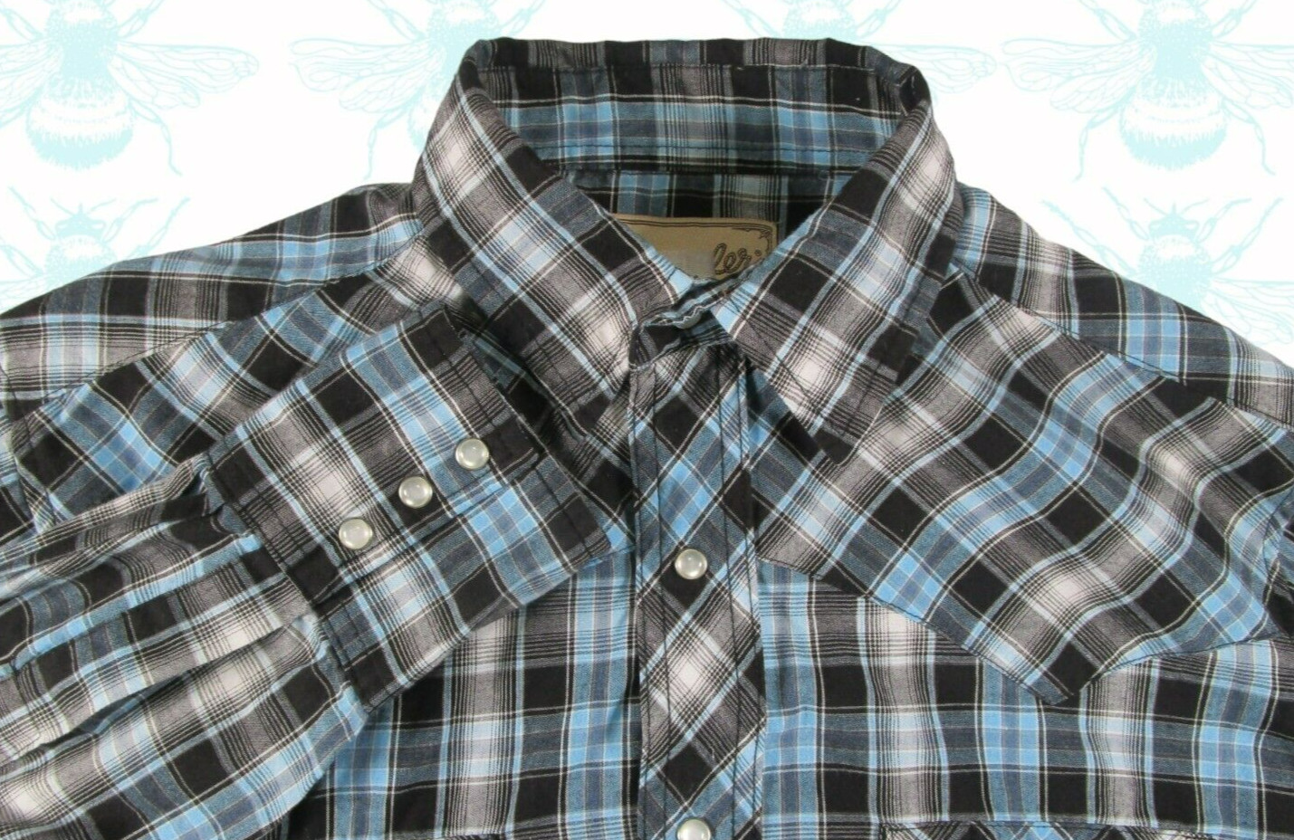 Wrangler Men\'s Size - M Blue Black Plaid Western Pearl Snap Long Sleeve Wrangler Men\'s Size - M Blue Black Plaid Western Pearl Snap Long Sleeve