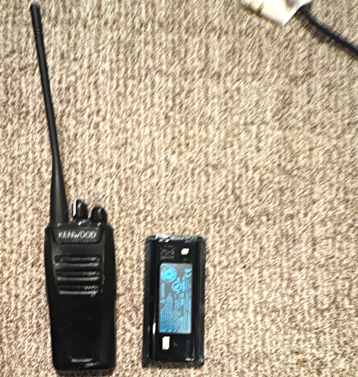 Kenwood NEXEDGE NX-340U UHF Digital Portable P25 5W Radio w/ KNB-45L Kenwood NEXEDGE NX-340U UHF Digital Portable P25 5W Radio w/ KNB-45L
