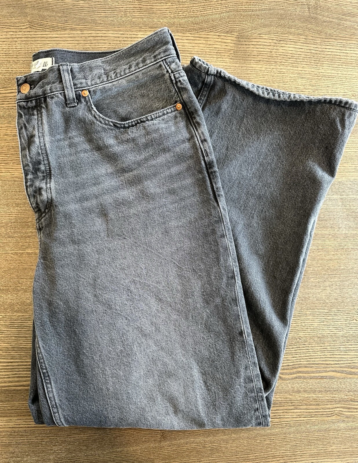 Madewell Women’s Jeans Low Slung Baggy Size 31T Madewell Women’s Jeans Low Slung Baggy Size 31T