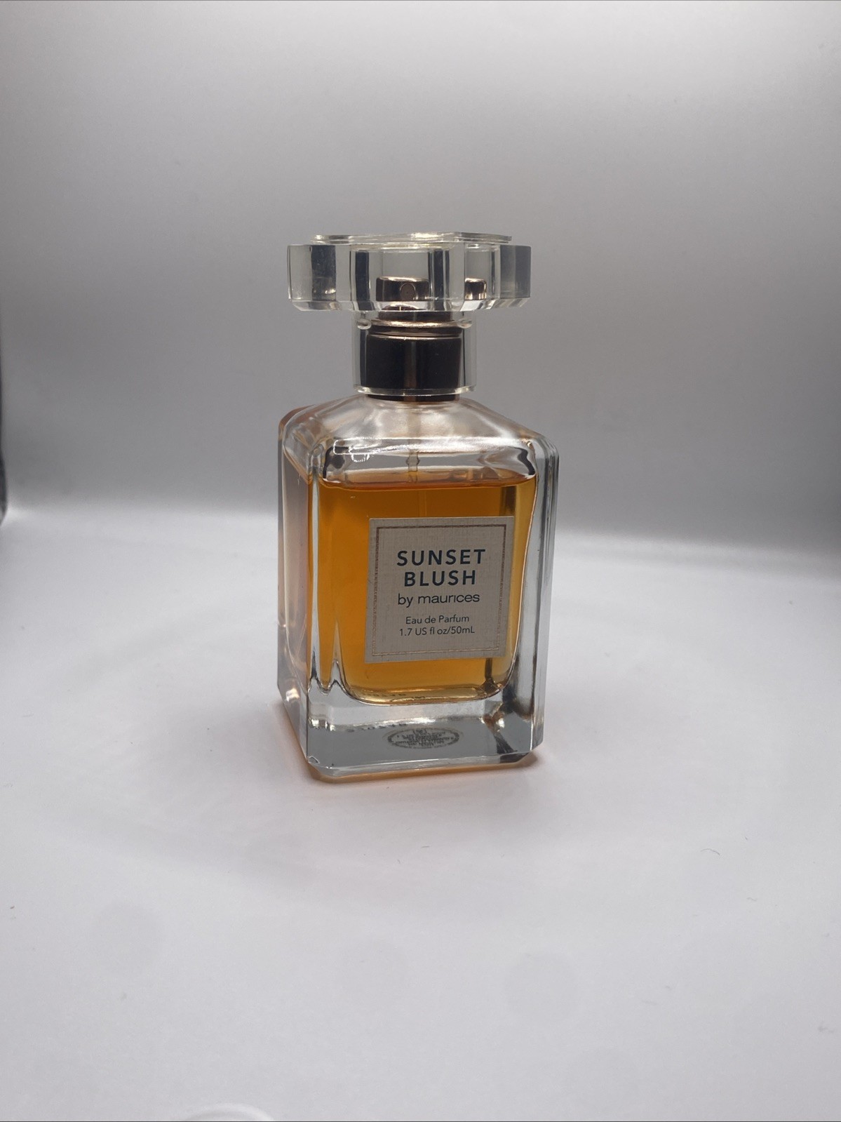 NWB Maurices Sunset Blush Eau de Parfum - 1.7 Fl.Oz./50 ml NWB Maurices Sunset Blush Eau de Parfum - 1.7 Fl.Oz./50 ml