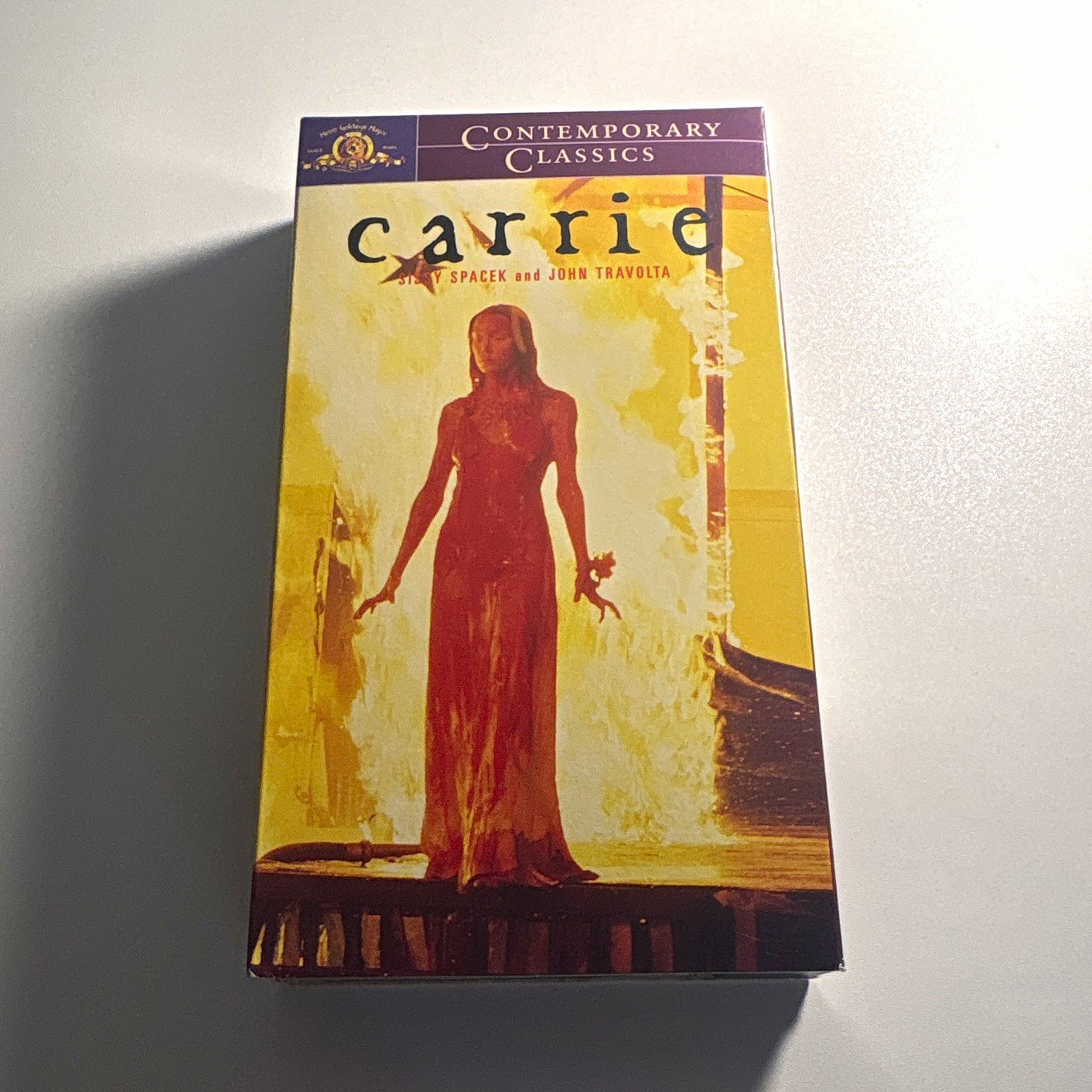 MGM/UA Home Video VHS Carrie Contemporary Classics DePalma 1976 R CC Hi-Fi MGM/UA Home Video VHS Carrie Contemporary Classics DePalma 1976 R CC Hi-Fi