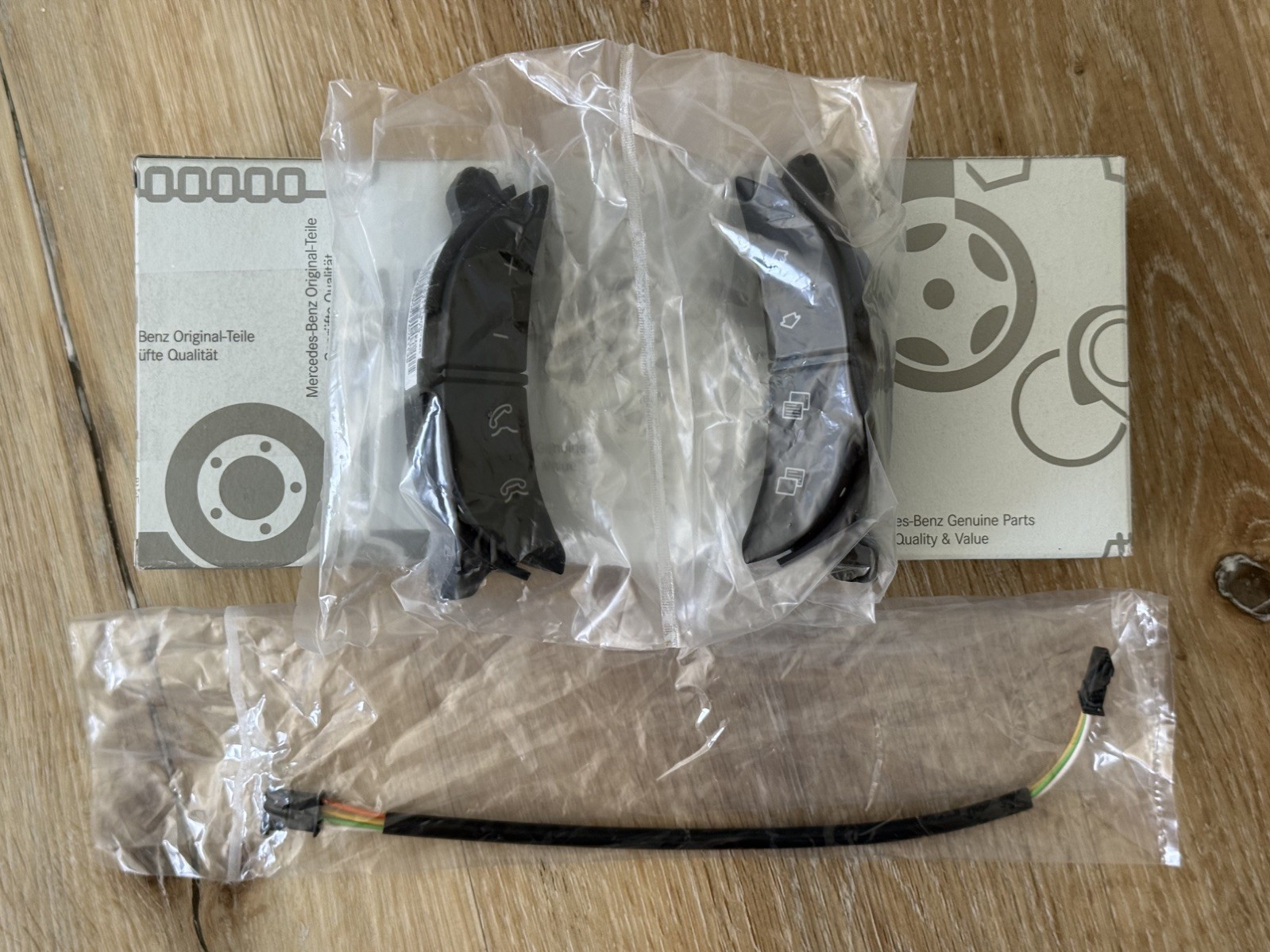 NEW OEM 00-06 Mercedes W215 W220 Steering Wheel Switches Buttons and Harness SET