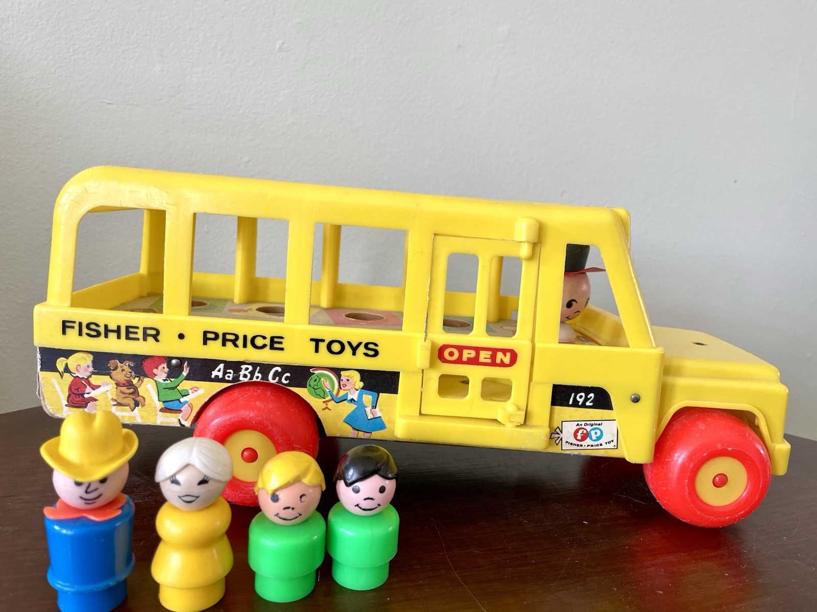 Vintage Fisher Price Little People School Bus 192 Wood Base 1965 Blonde Boy