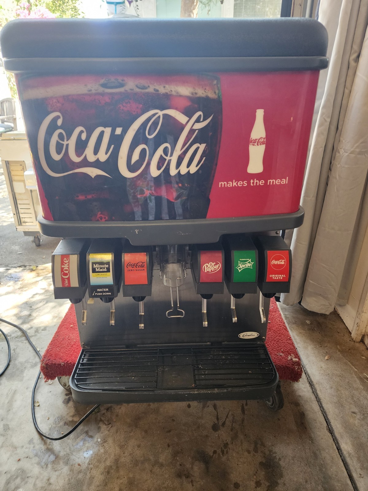 Cornelius Coca-Cola Commercial Soda Fountain Dispenser, 6-Valve Cornelius Coca-Cola Commercial Soda Fountain Dispenser, 6-Valve