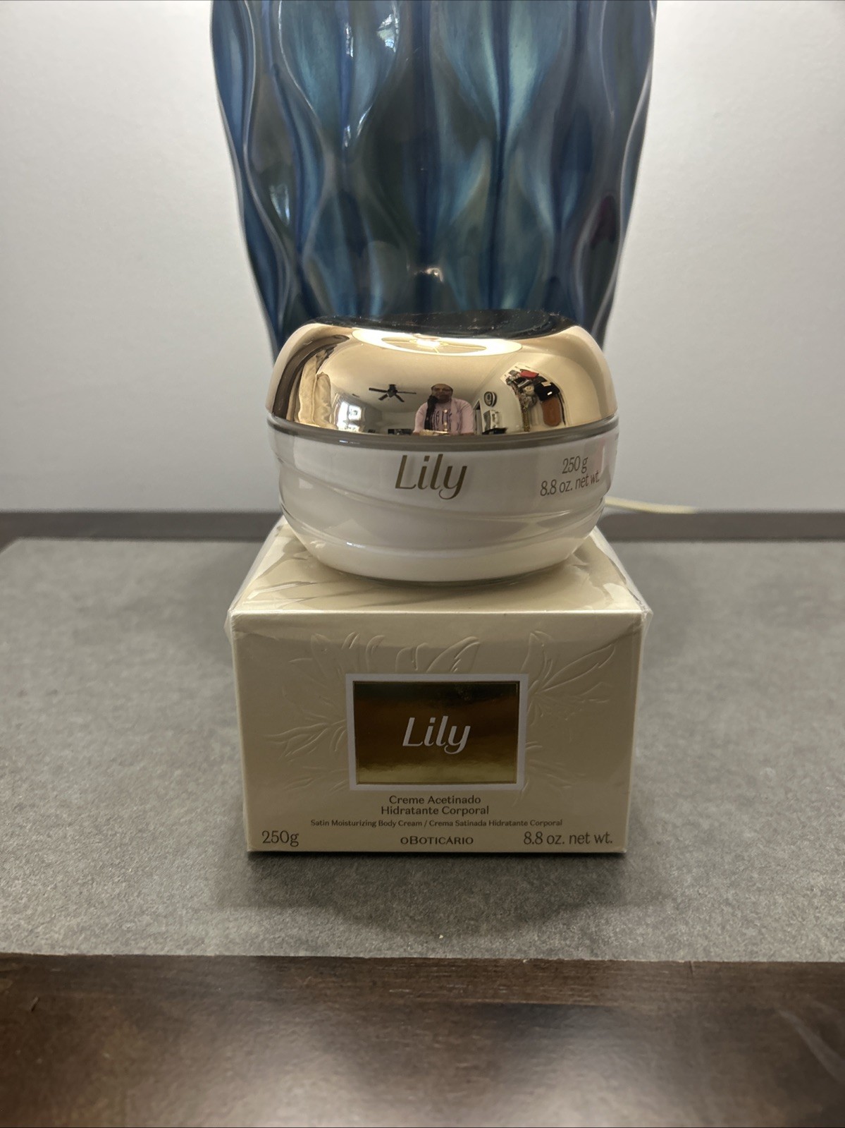 Lily Satin Moisturizing Body Cream