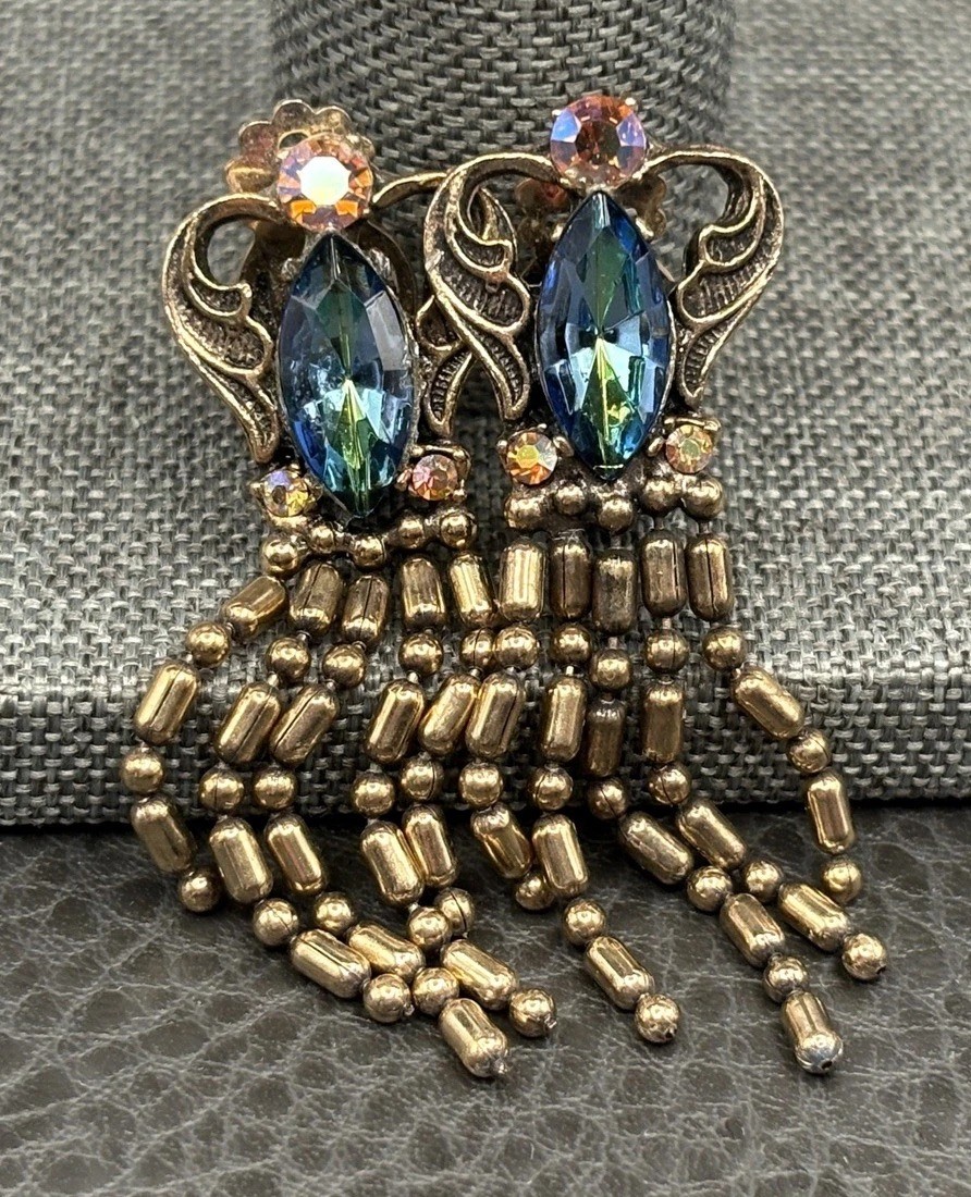 VTG Blue AB Crystal Rhinestone Tassel Chain Fringe Chandelier Dangle Earrings VTG Blue AB Crystal Rhinestone Tassel Chain Fringe Chandelier Dangle Earrings