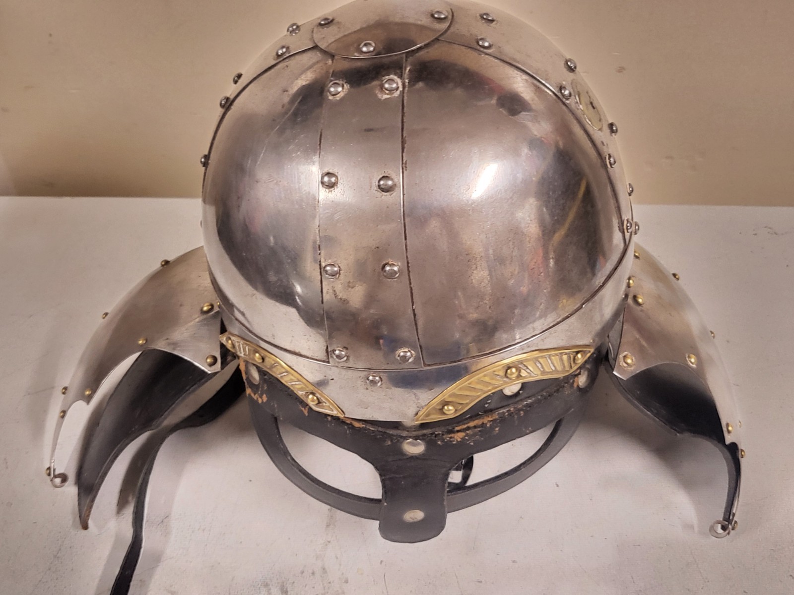 Medieval Late Roman Gladiator Viking Helmet With Leather Liner Cosplay Medieval Late Roman Gladiator Viking Helmet With Leather Liner Cosplay