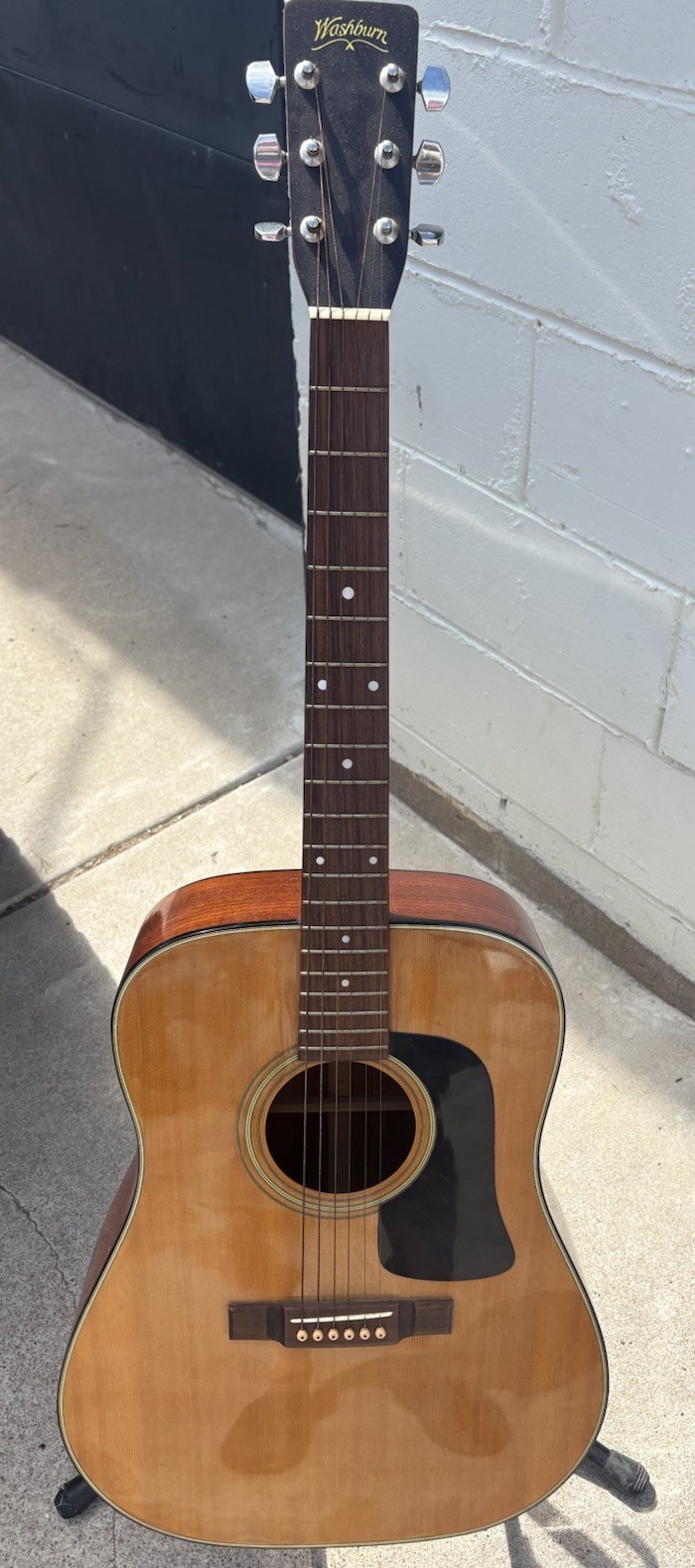 Washburn D-15 Vintage Acoustic Guitar Made in Japan Used - Nice Washburn D-15 Vintage Acoustic Guitar Made in Japan Used - Nice