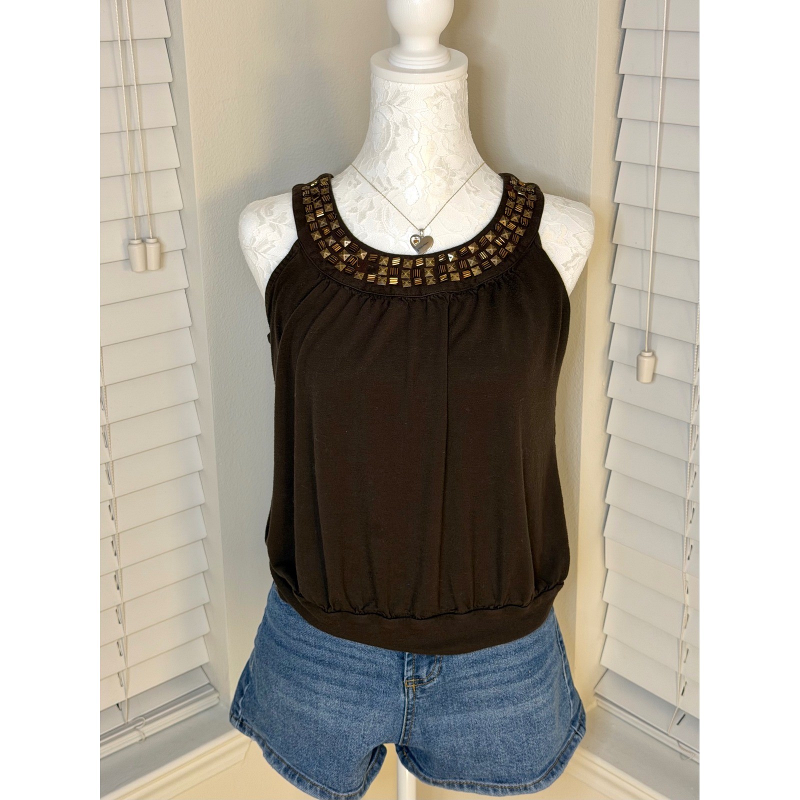 Vintage Y2k Womens Brown Beaded Neckline Sleeveless Bubble Hem Tank Top PS Vintage Y2k Womens Brown Beaded Neckline Sleeveless Bubble Hem Tank Top PS