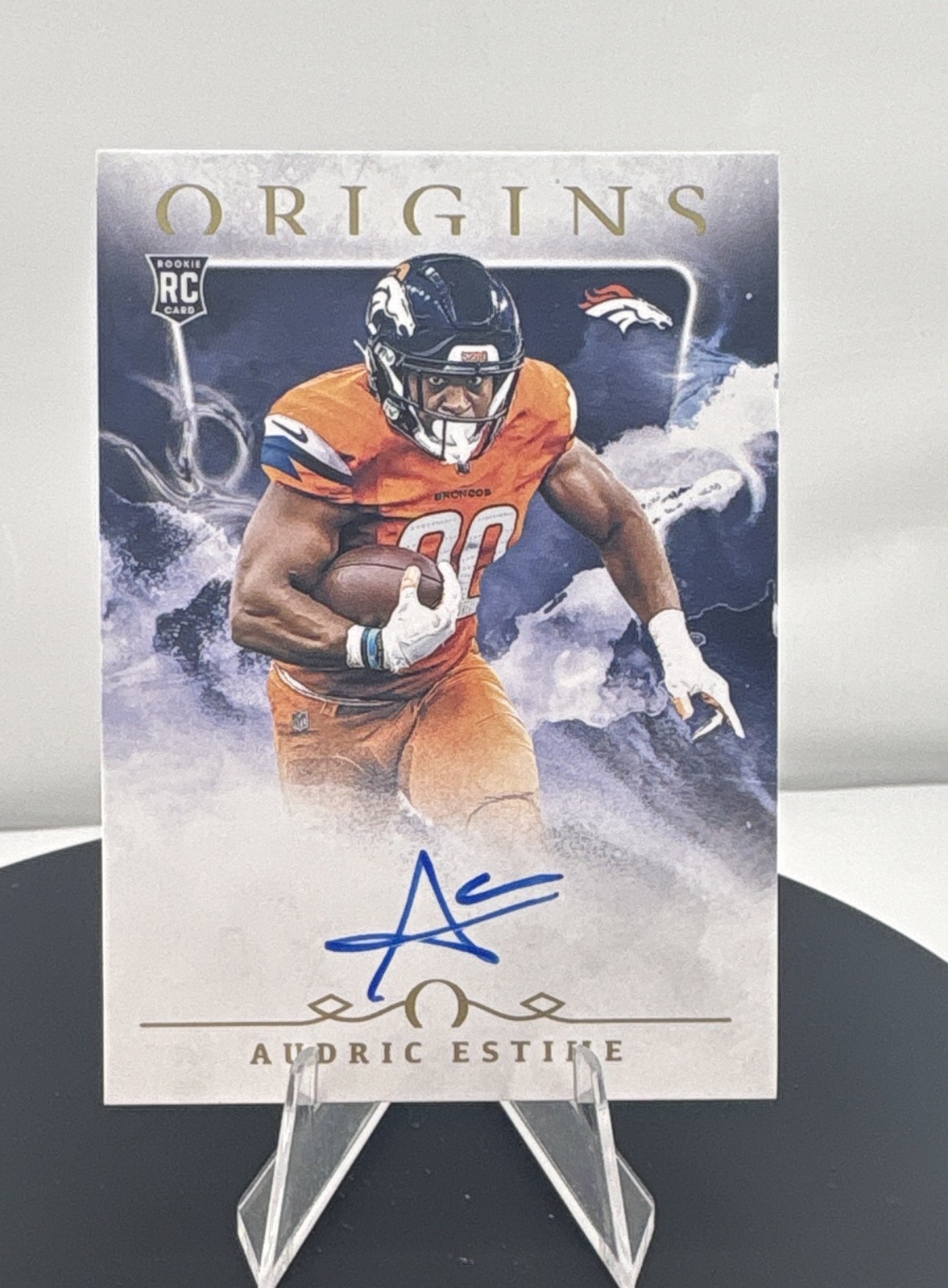 2024 Panini Origins - Rookie Autographs Audric Estime #RAU-AES (AU, RC) 2024 Panini Origins - Rookie Autographs Audric Estime #RAU-AES (AU, RC)