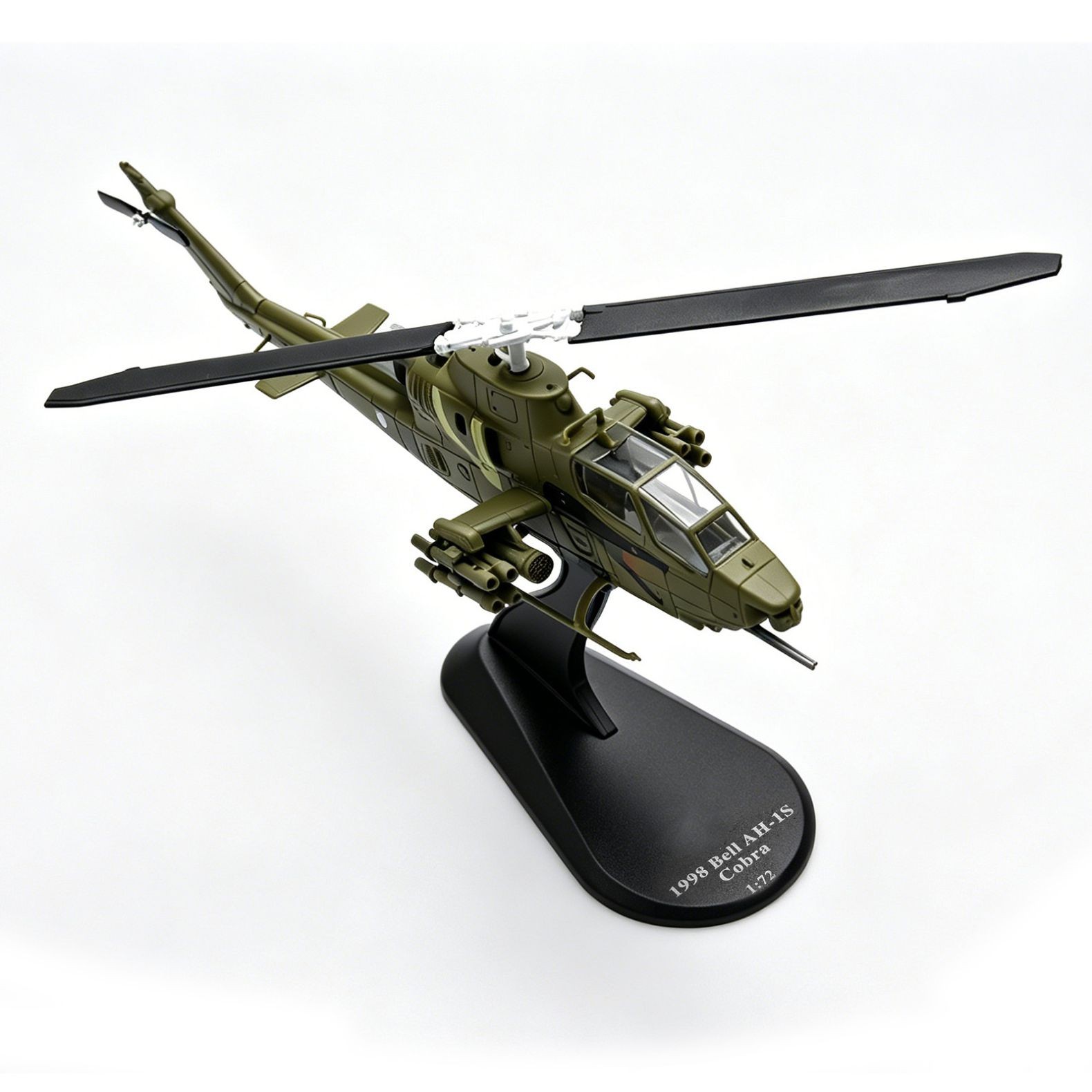 1/72 Bell AH-1S Cobra Attack Helicopter Model Alloy Hybrid, Display Stand