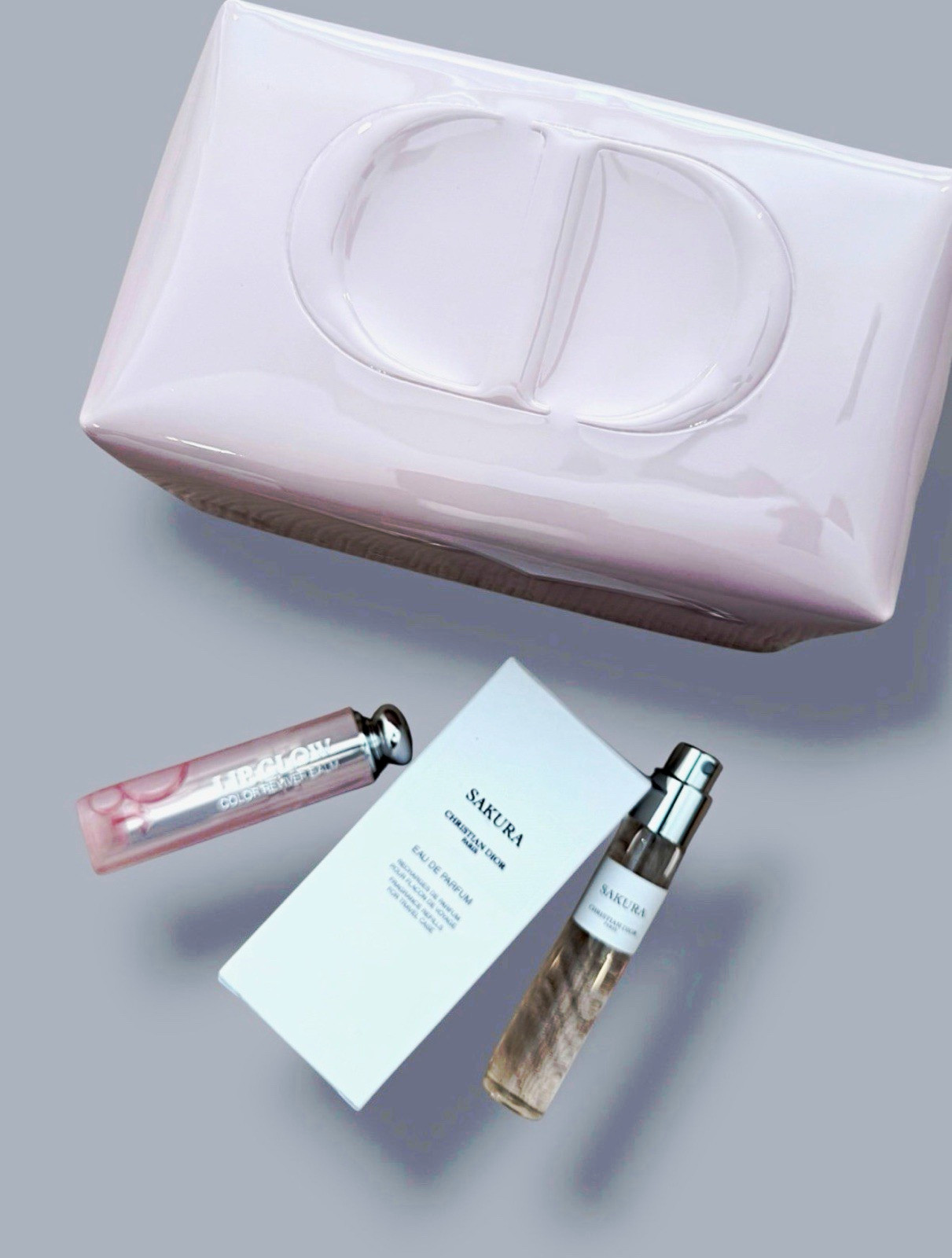 Dior Sakura Eau de Parfum Spray 1 x 12ml Gift Set with Pouch + lip glow Dior Sakura Eau de Parfum Spray 1 x 12ml Gift Set with Pouch + lip glow