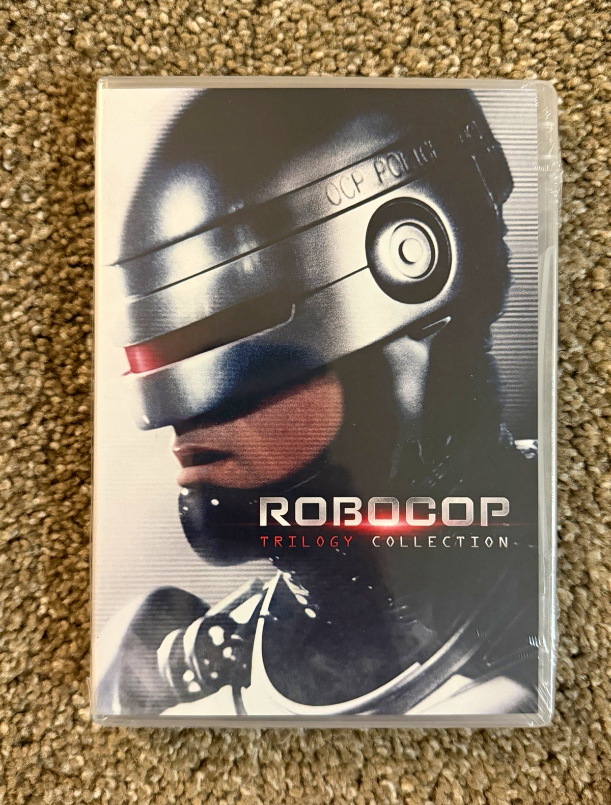MGM RoboCop Trilogy Collection 3-Disc DVD Box Set Widescreen R New/ Sealed MGM RoboCop Trilogy Collection 3-Disc DVD Box Set Widescreen R New/ Sealed