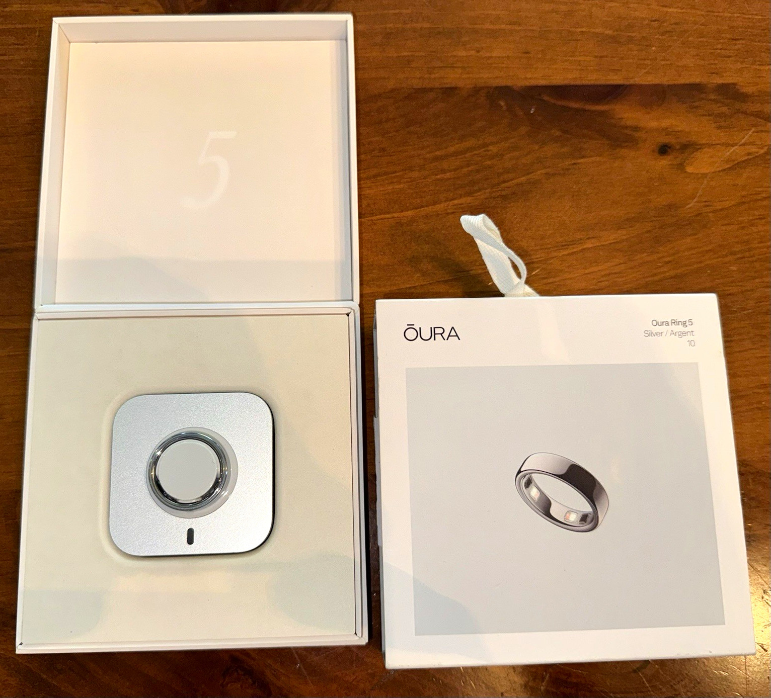 ŌURA Oura Ring 5 Silver Titanium Smart Ring Activity Tracker Size 10 w/Box ŌURA Oura Ring 5 Silver Titanium Smart Ring Activity Tracker Size 10 w/Box