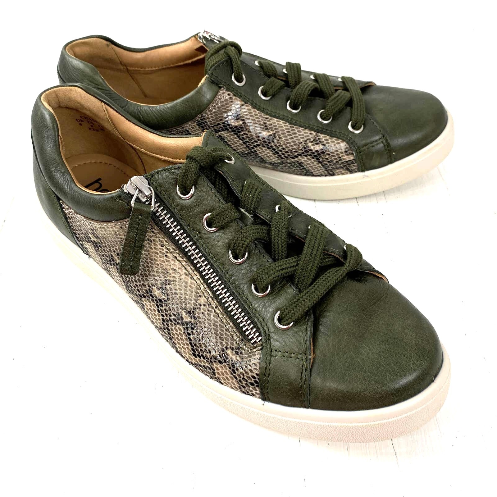HOTTER Chase Ortholite Green Snakeskin Design Womens 8 EEE Sneakers HOTTER Chase Ortholite Green Snakeskin Design Womens 8 EEE Sneakers