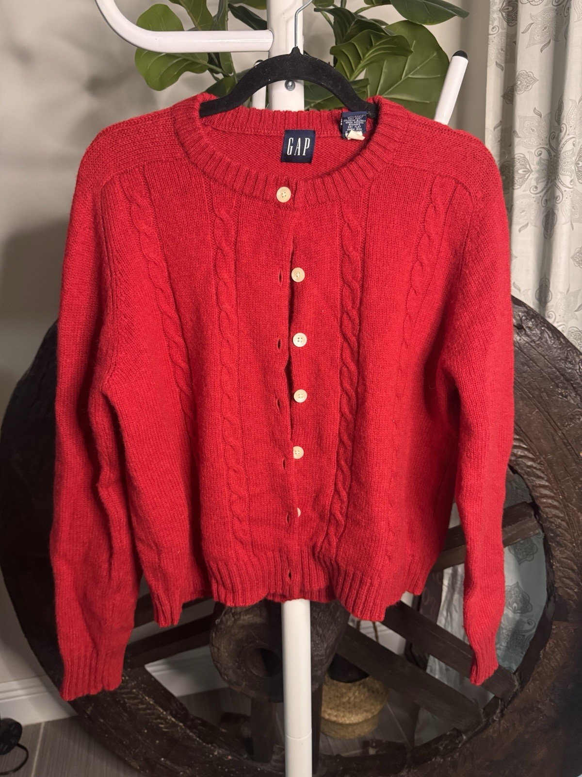 VTG 90s Gap 100% Wool Cardigan Red Cable Knit Button Sweater Cottagecore L VTG 90s Gap 100% Wool Cardigan Red Cable Knit Button Sweater Cottagecore L